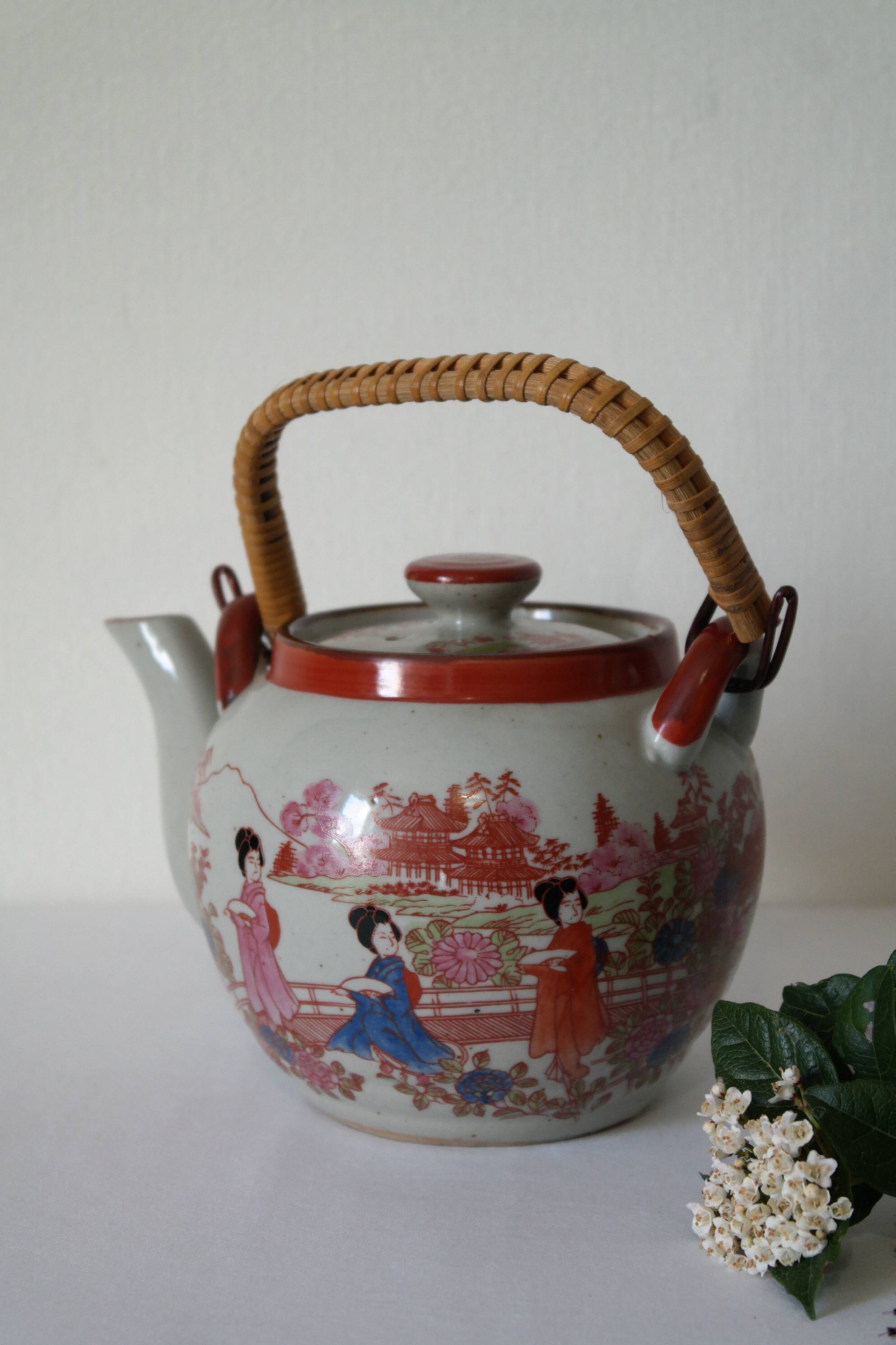 Théière Japonaise en céramique peinte
