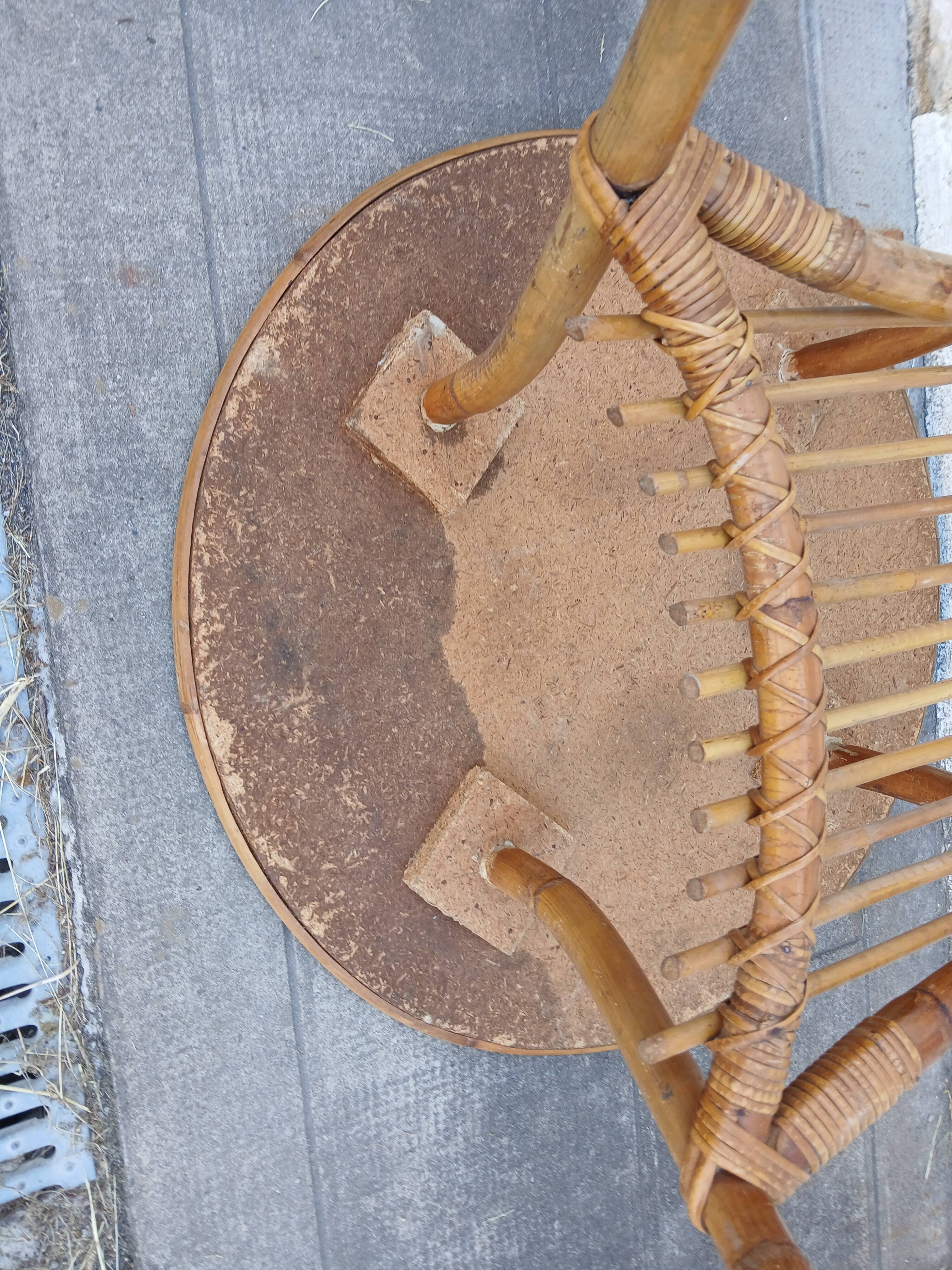 Table basse vintage en rotin belvisoti