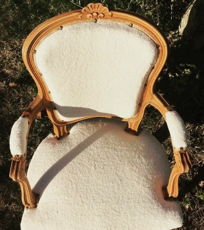 Cabriolet louis XV plush fabric