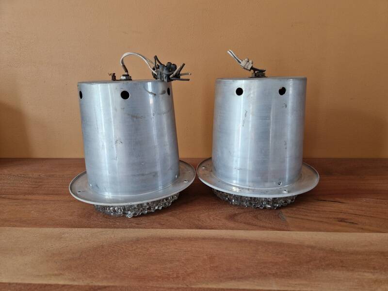 Pair of ceiling lights - Staff Leuchten - In aluminium and moulded glass with a bubble pattern.