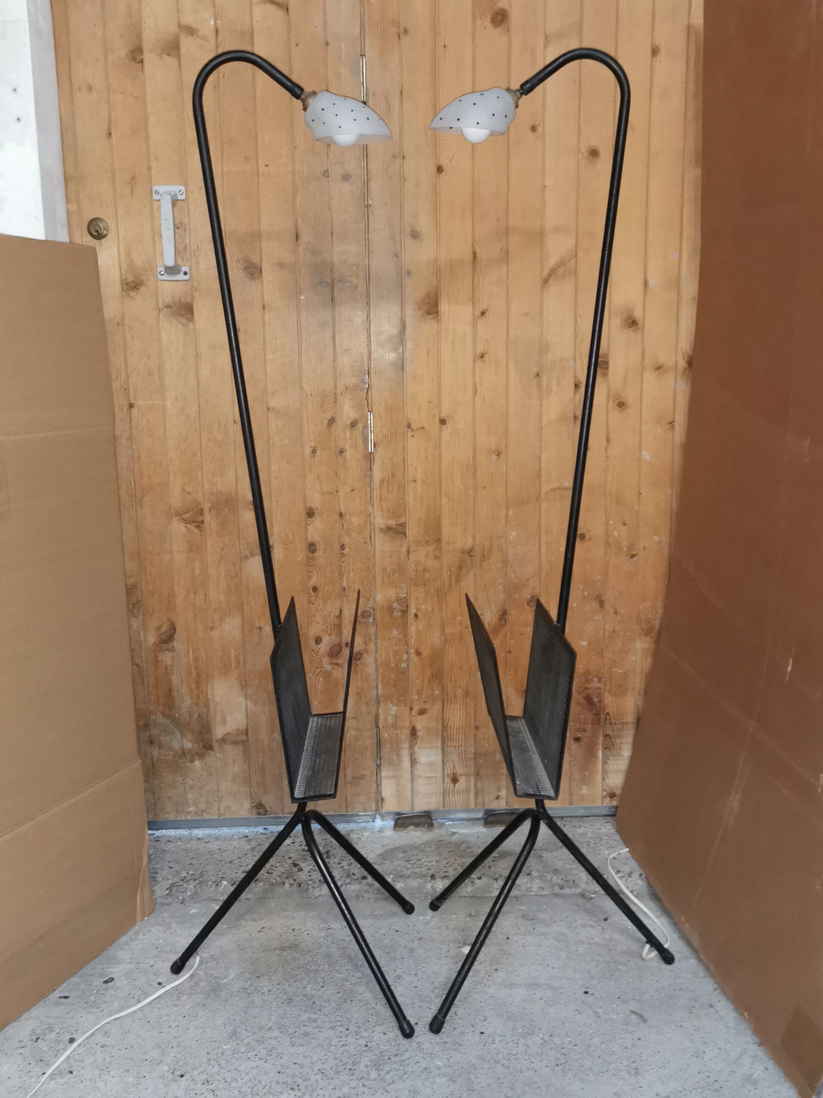 Pair of vintage floor lamps, magazine holders from the 50s