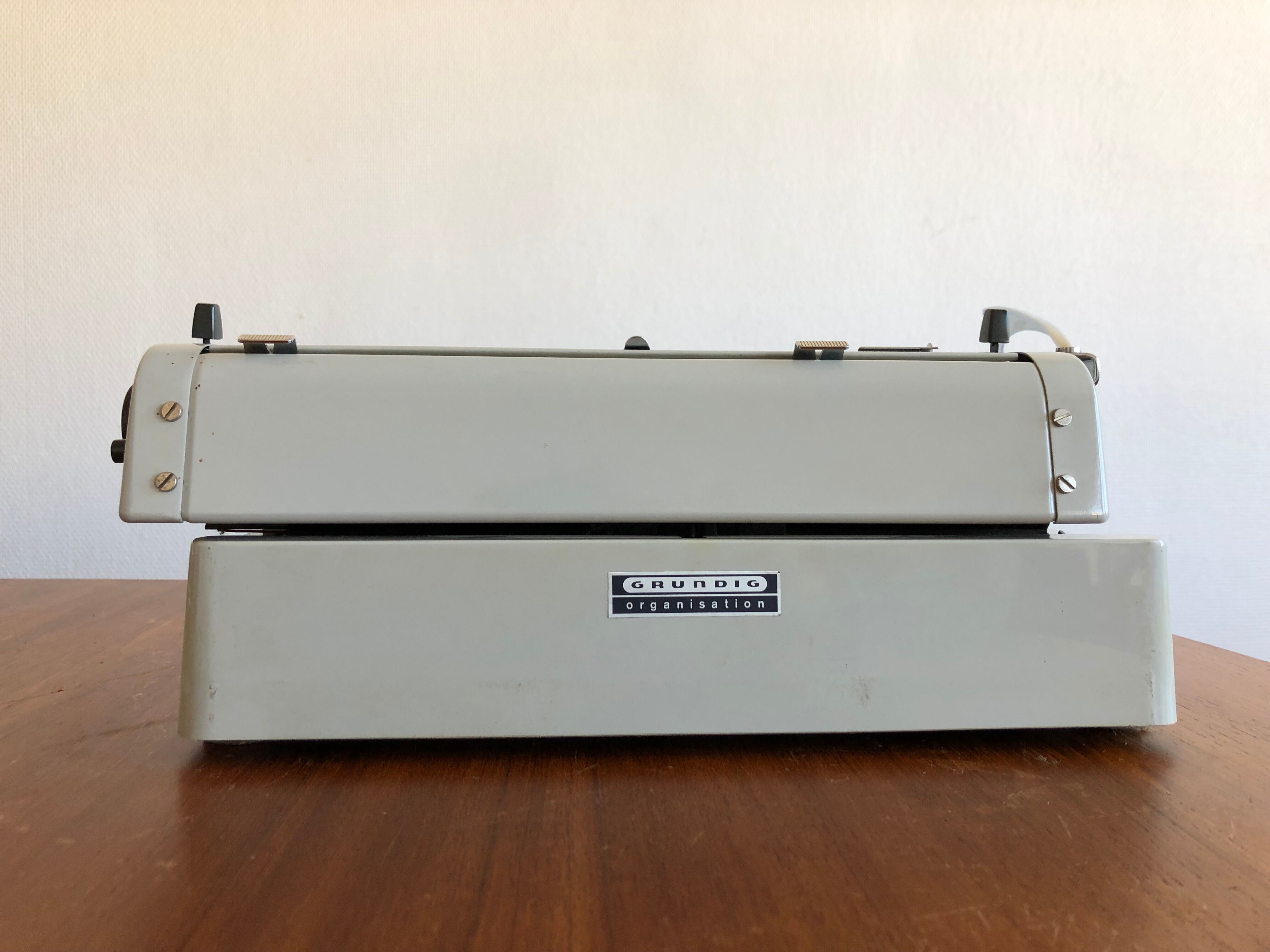 Typewriter triumph Adler Gabriele 10