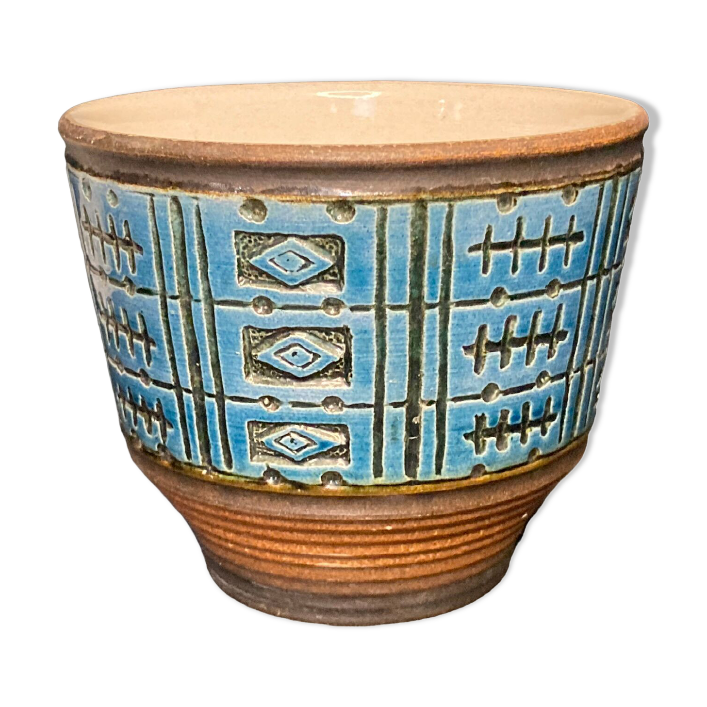 Vintage ceramic pot cache circa 1960