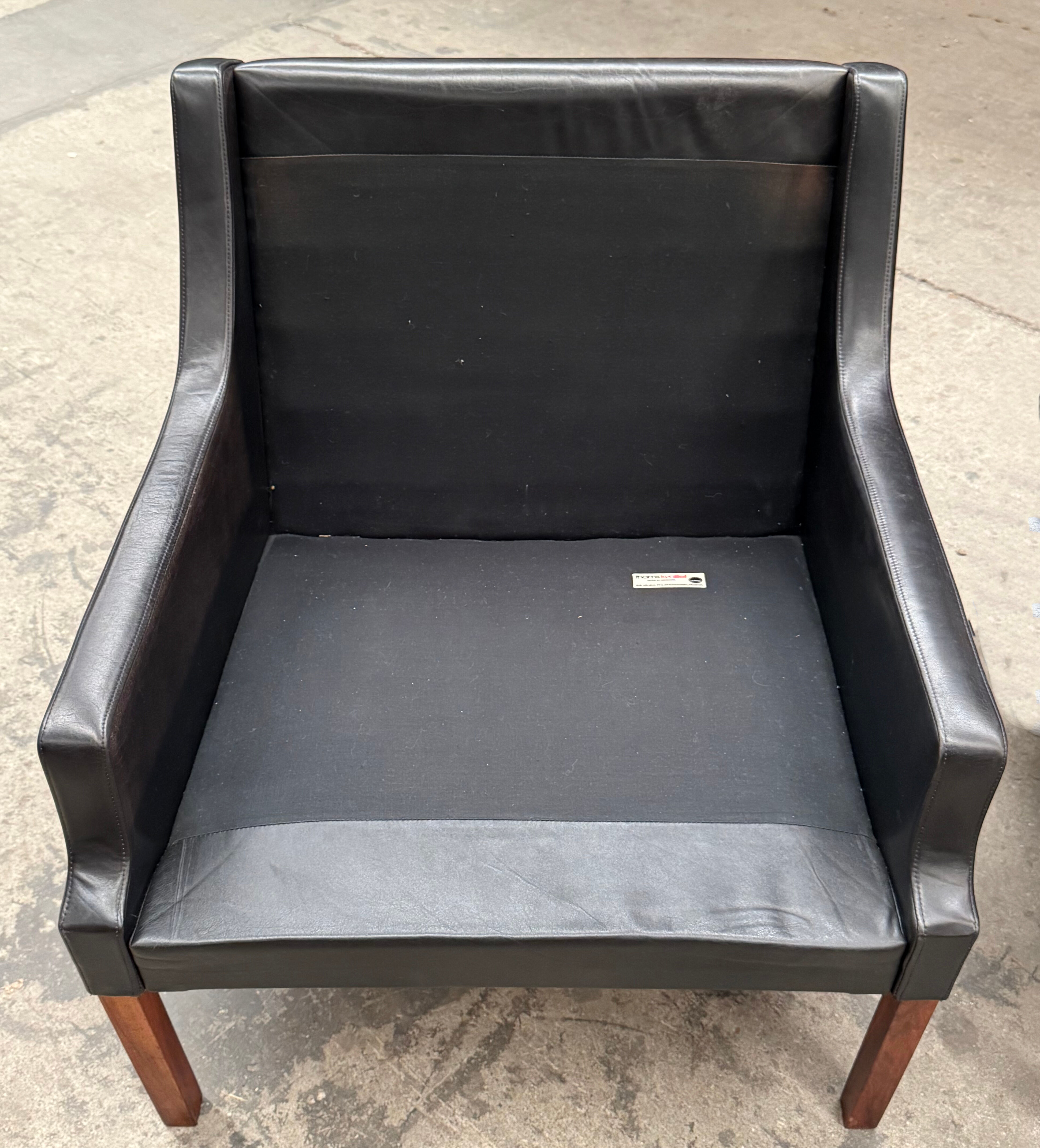 Canapé et 2 fauteuils scandinaves en cuir