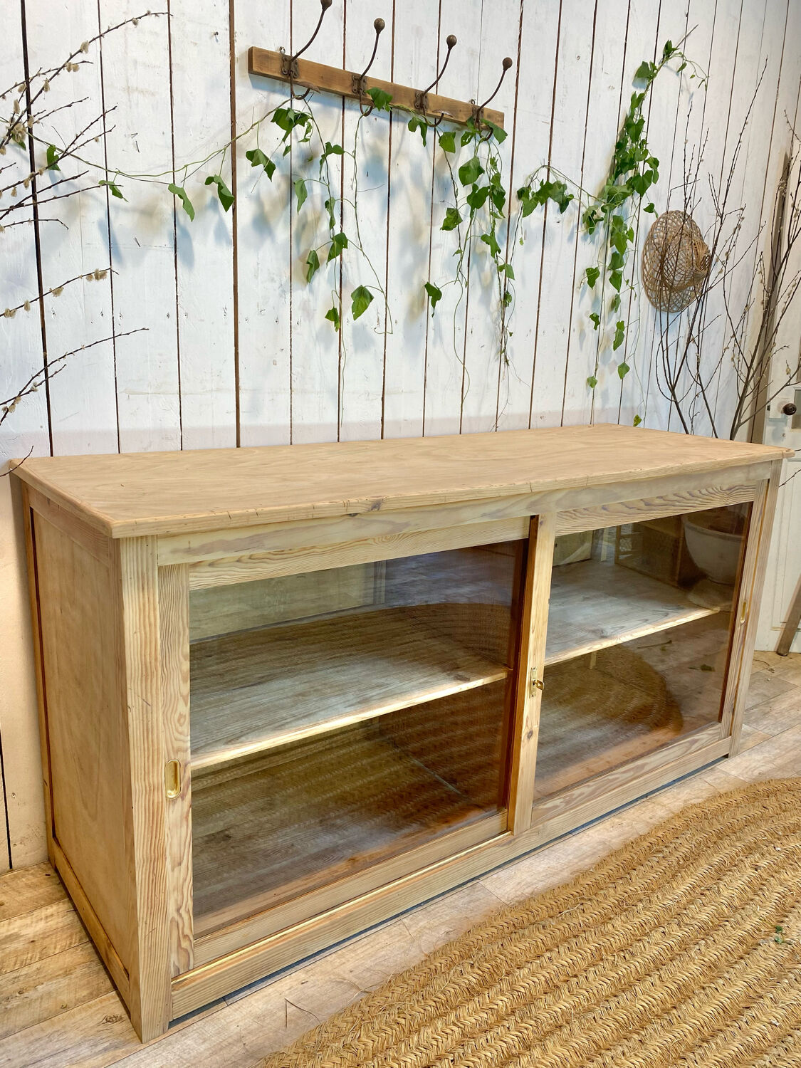 Meuble de métier buffet