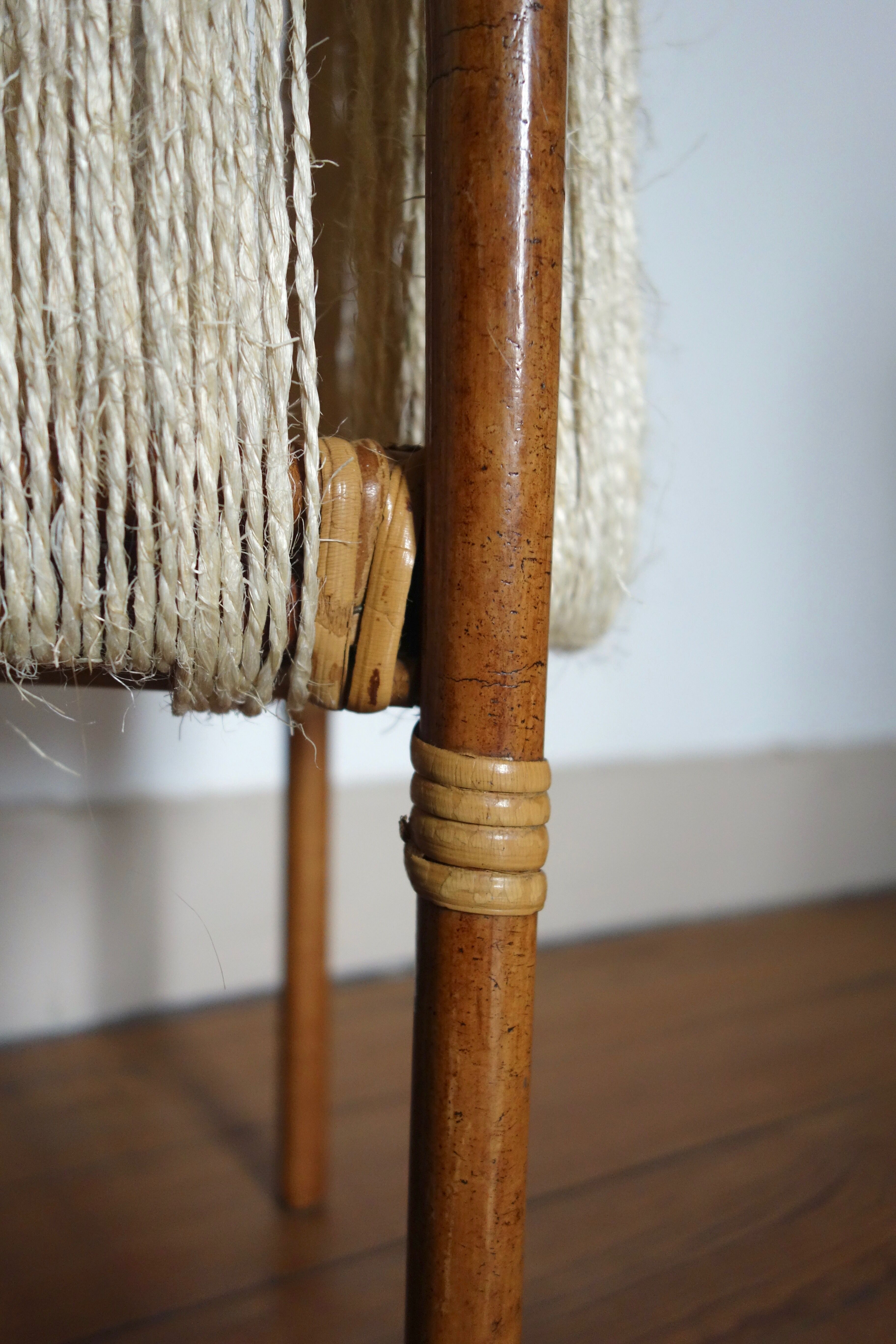 Lamppost in rattan and rope from the 1950s