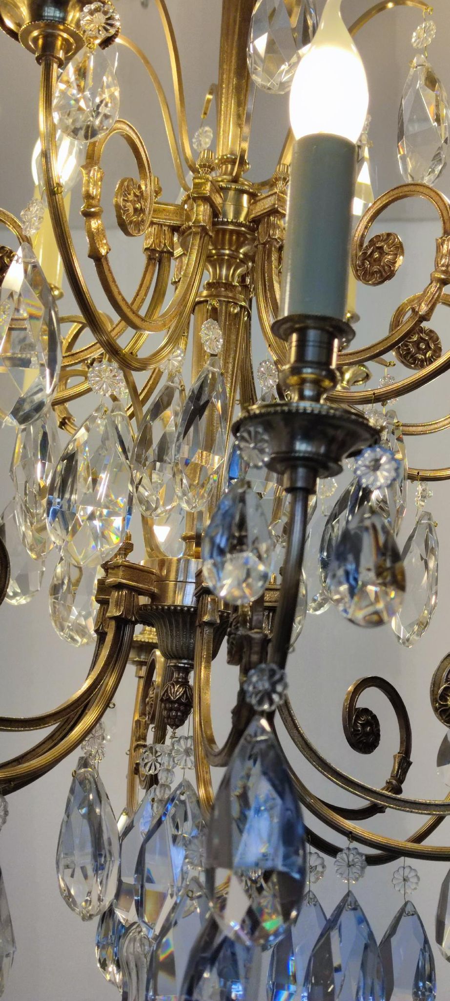 Crystal and bronze chandelier 12 arms of light