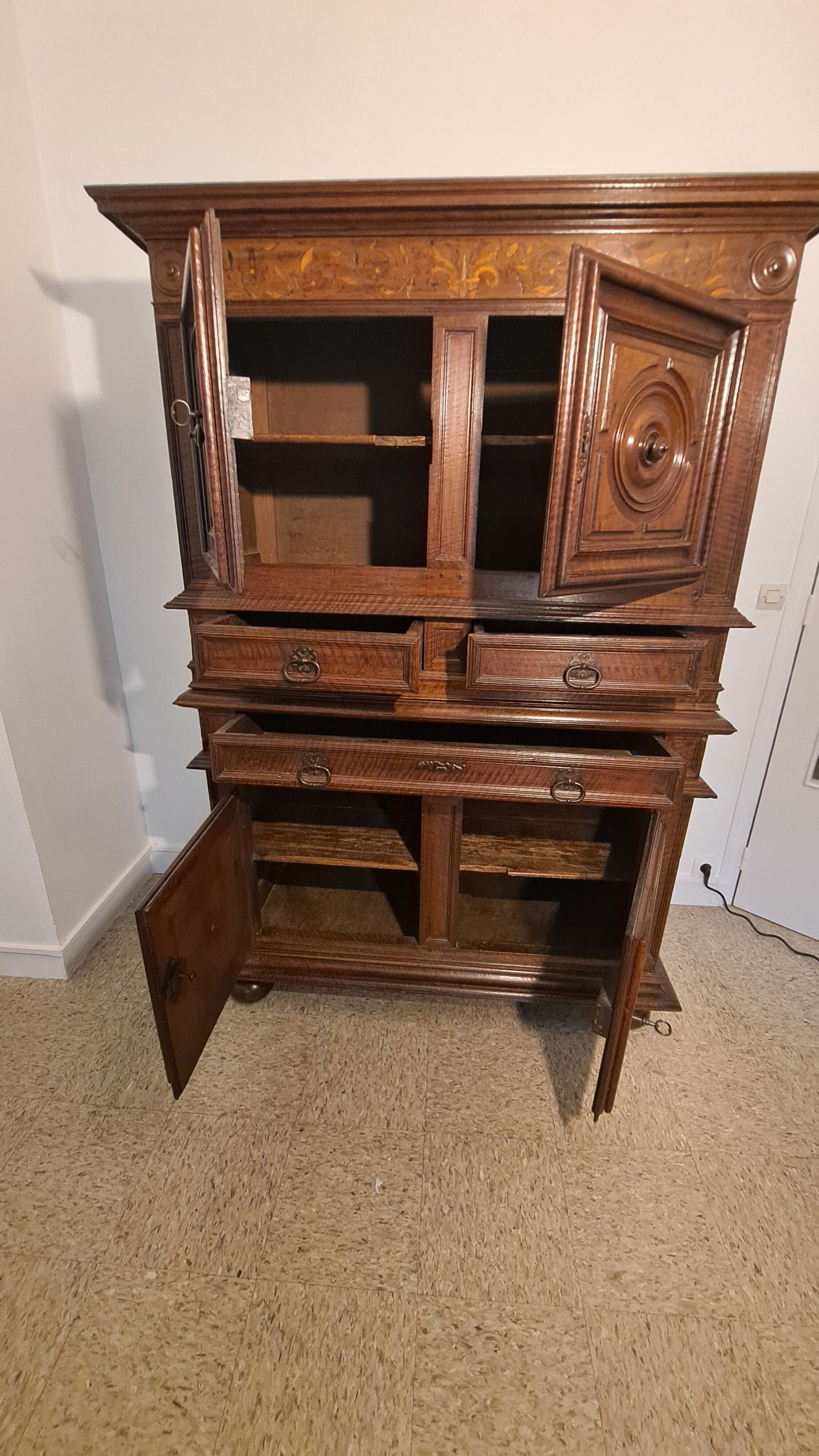 Double-body sideboard