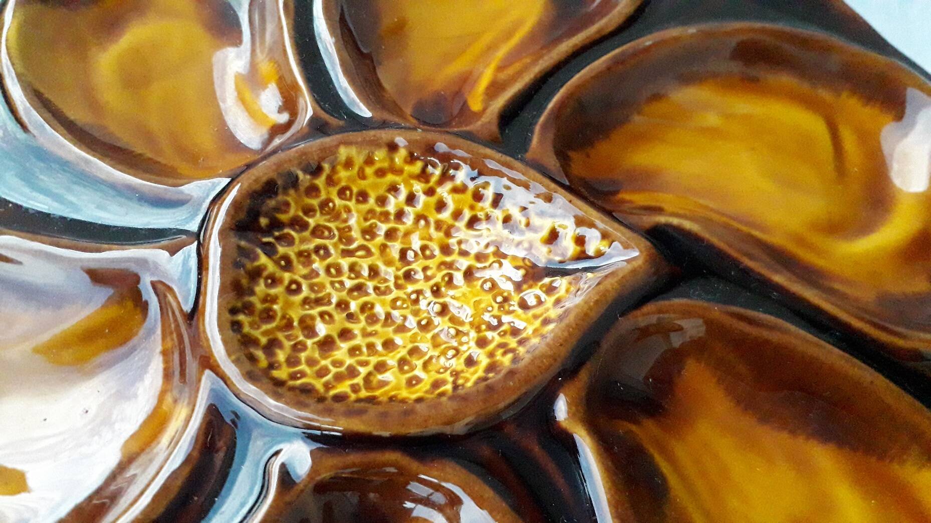 5 oyster plates in slipware