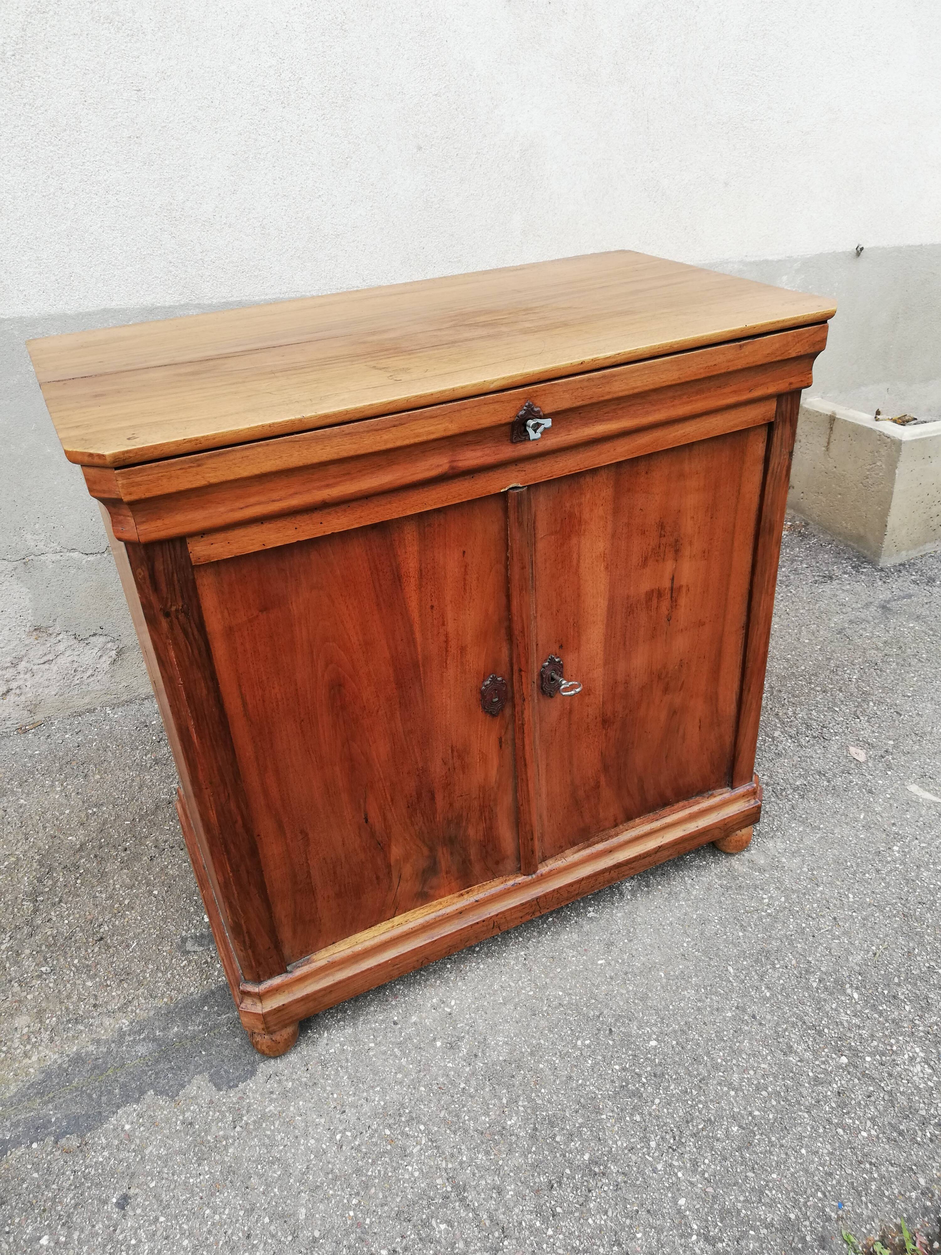 Old walnut buffet 2 doors 1 drawer