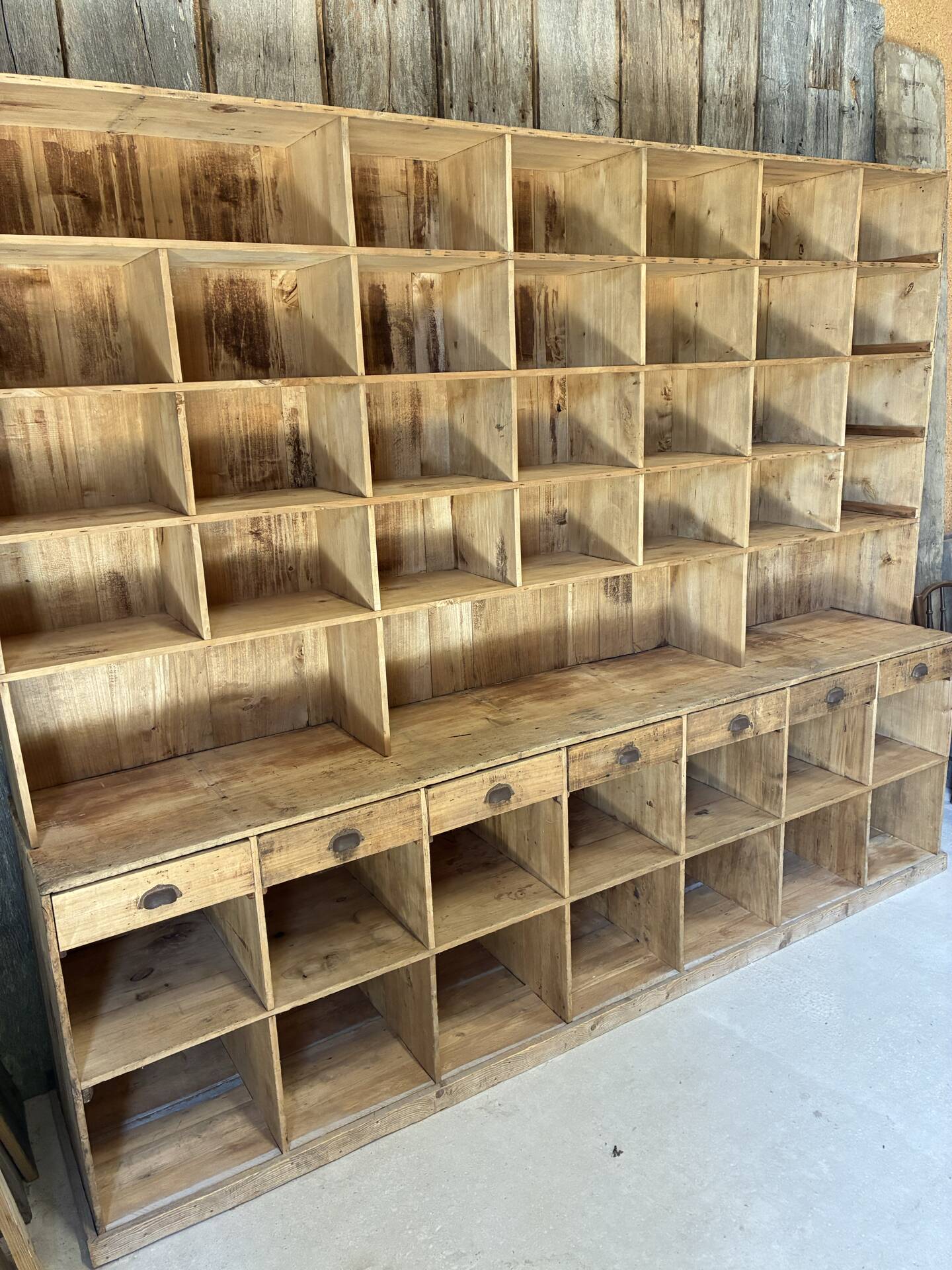 XXL workshop furniture