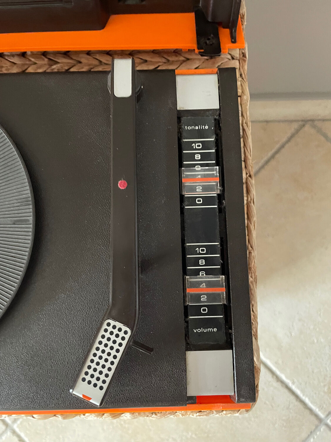 Edison continental record player