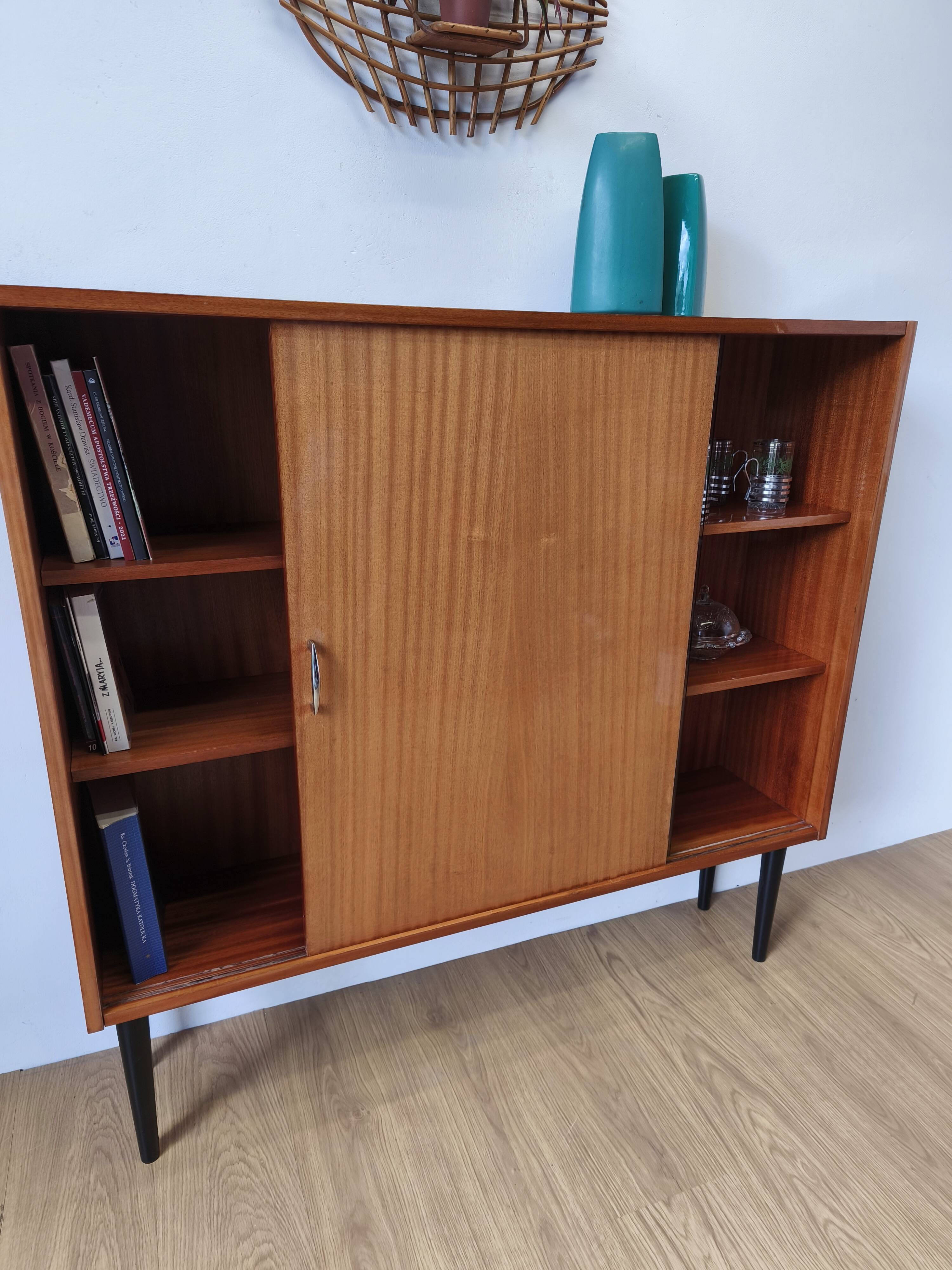 Modernist bookcase, 1970