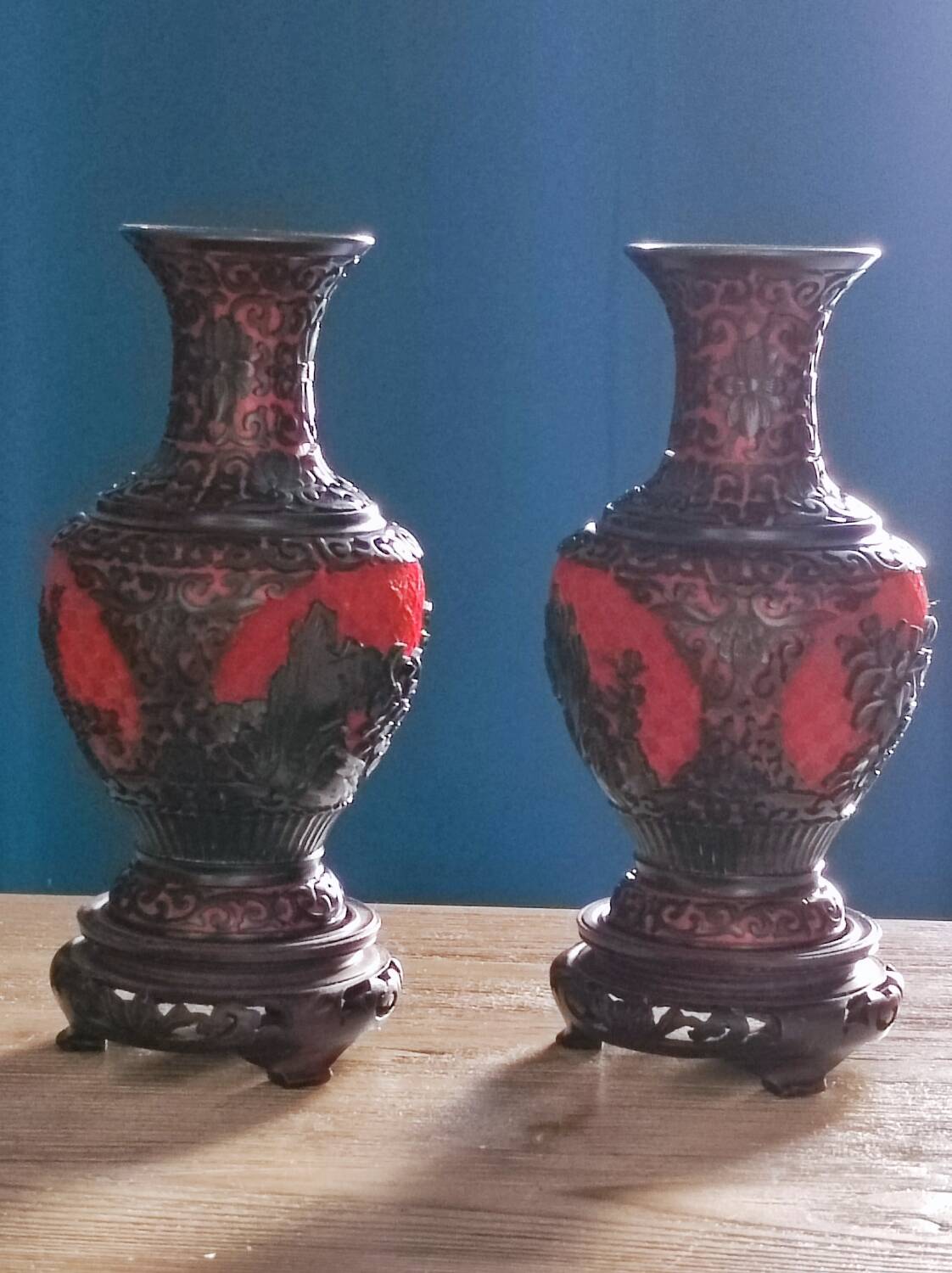 Cinnabar vases