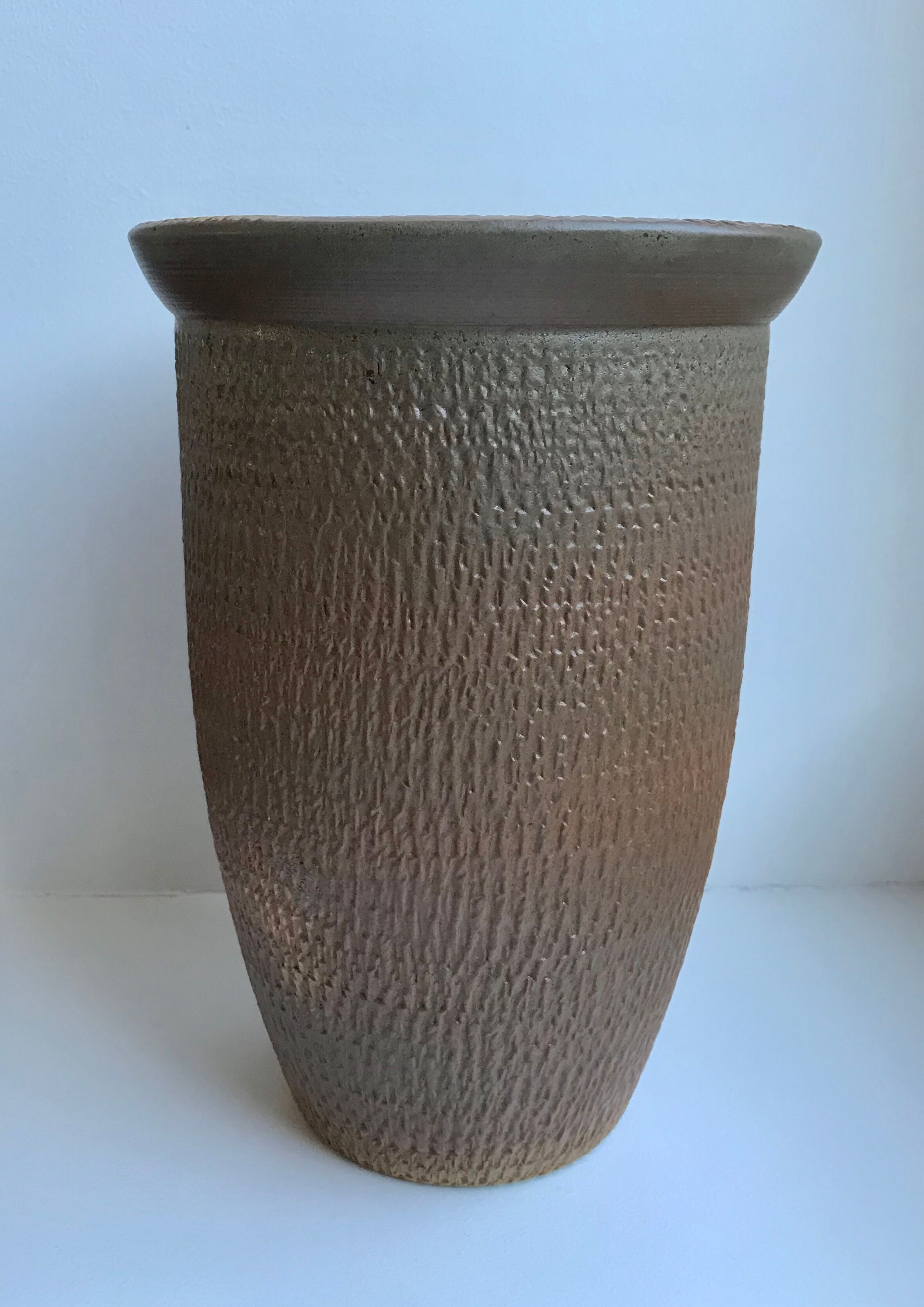 Ceramic vase signed 70s