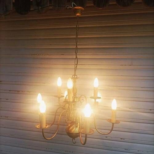 Important 9-light chandelier in Dutch style with 2 levels in brass - in working condition.