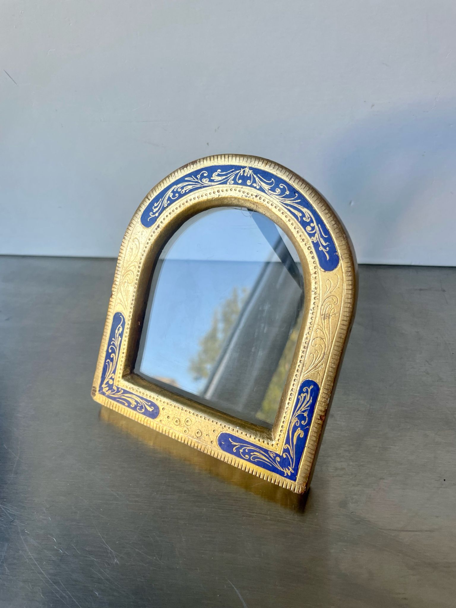 Frame gilded wood