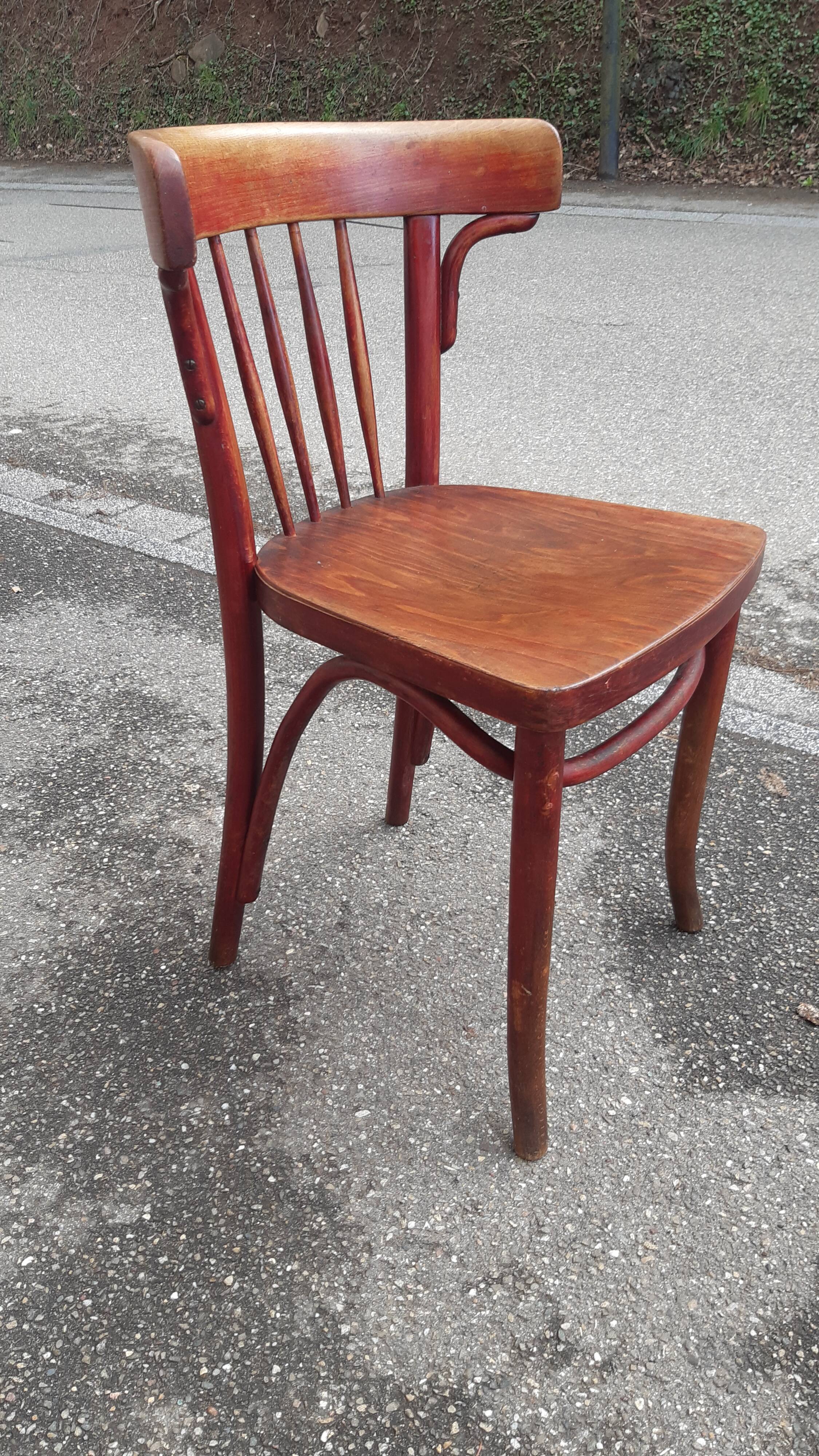 Set of 4 Thonet bistro chairs