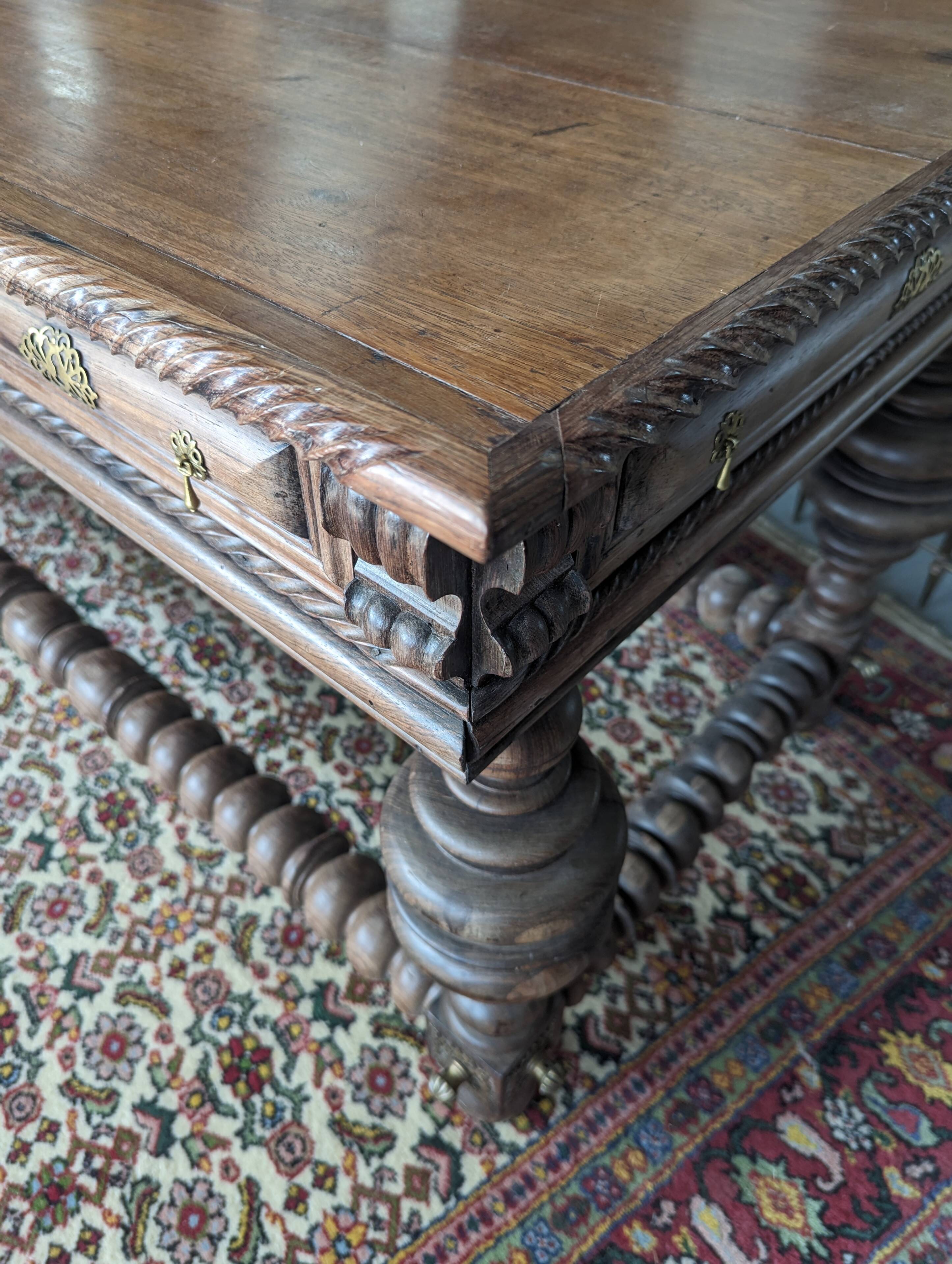 19th century Portuguese rosewood table