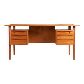 Peter Lovig free standing writing desk in teak Denmark 1960