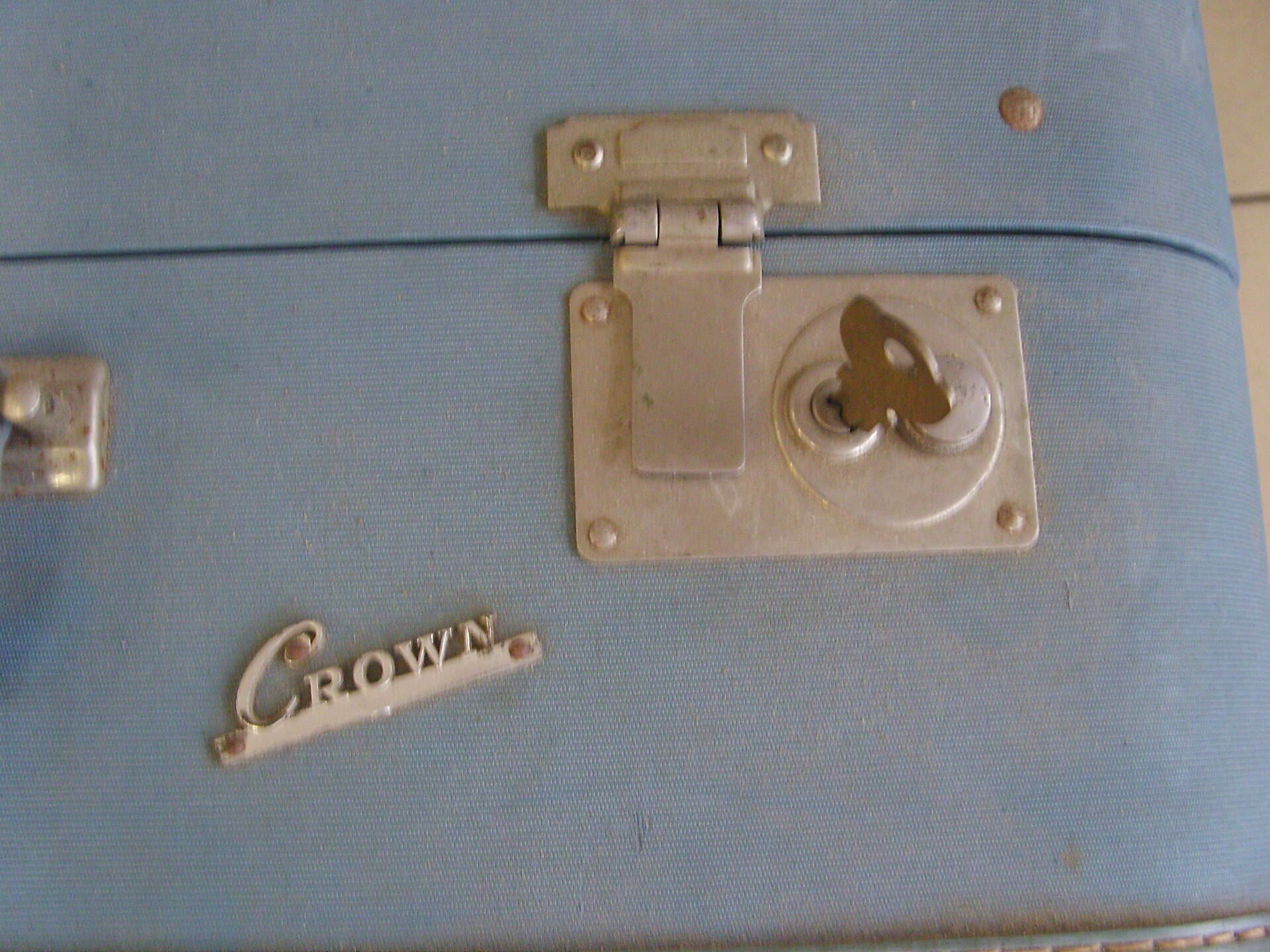 Vintage blue case decorates Paris eiffel tower 60