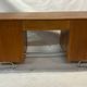 Bureau tubulaire de style Bauhaus du milieu du siècle, design des années 40 en chêne