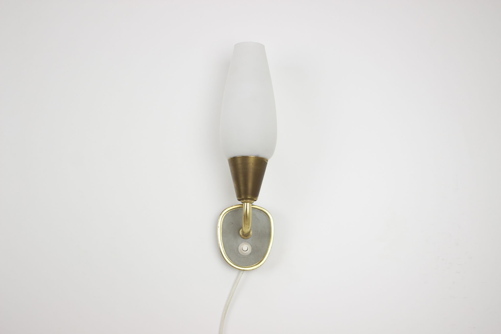 Lampe murale allemande du milieu du siècle, années 1960.