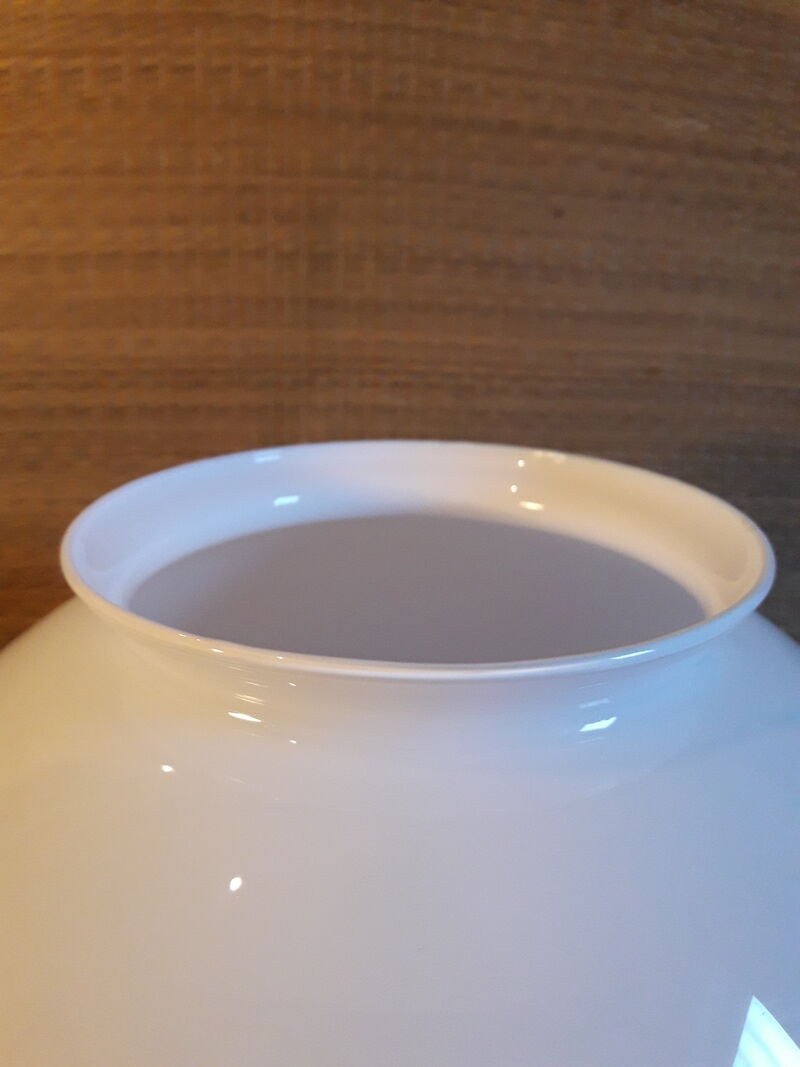 Globe 25cm old white glass