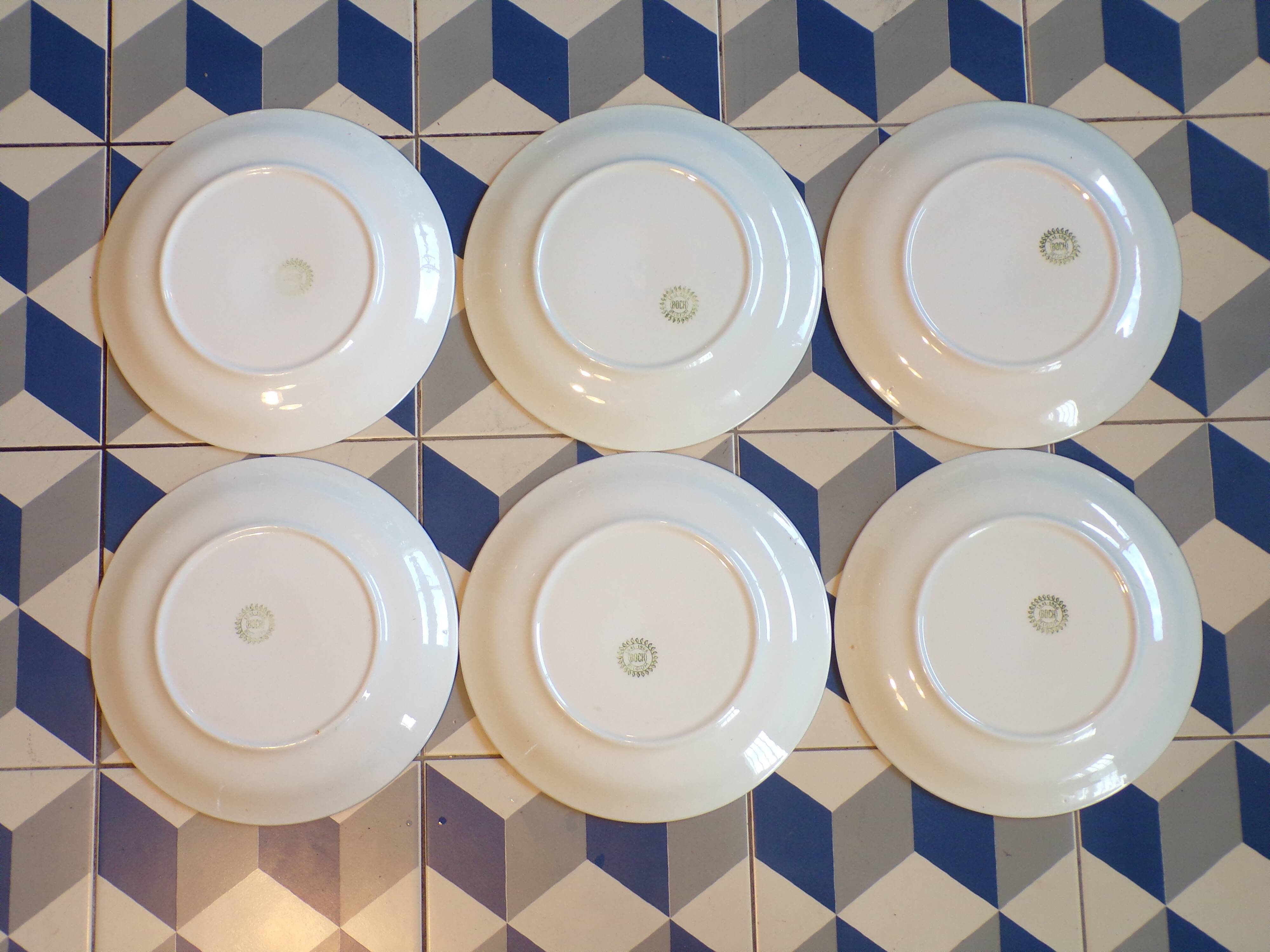 6 Boch La Louvière dinner plates with walnut decor