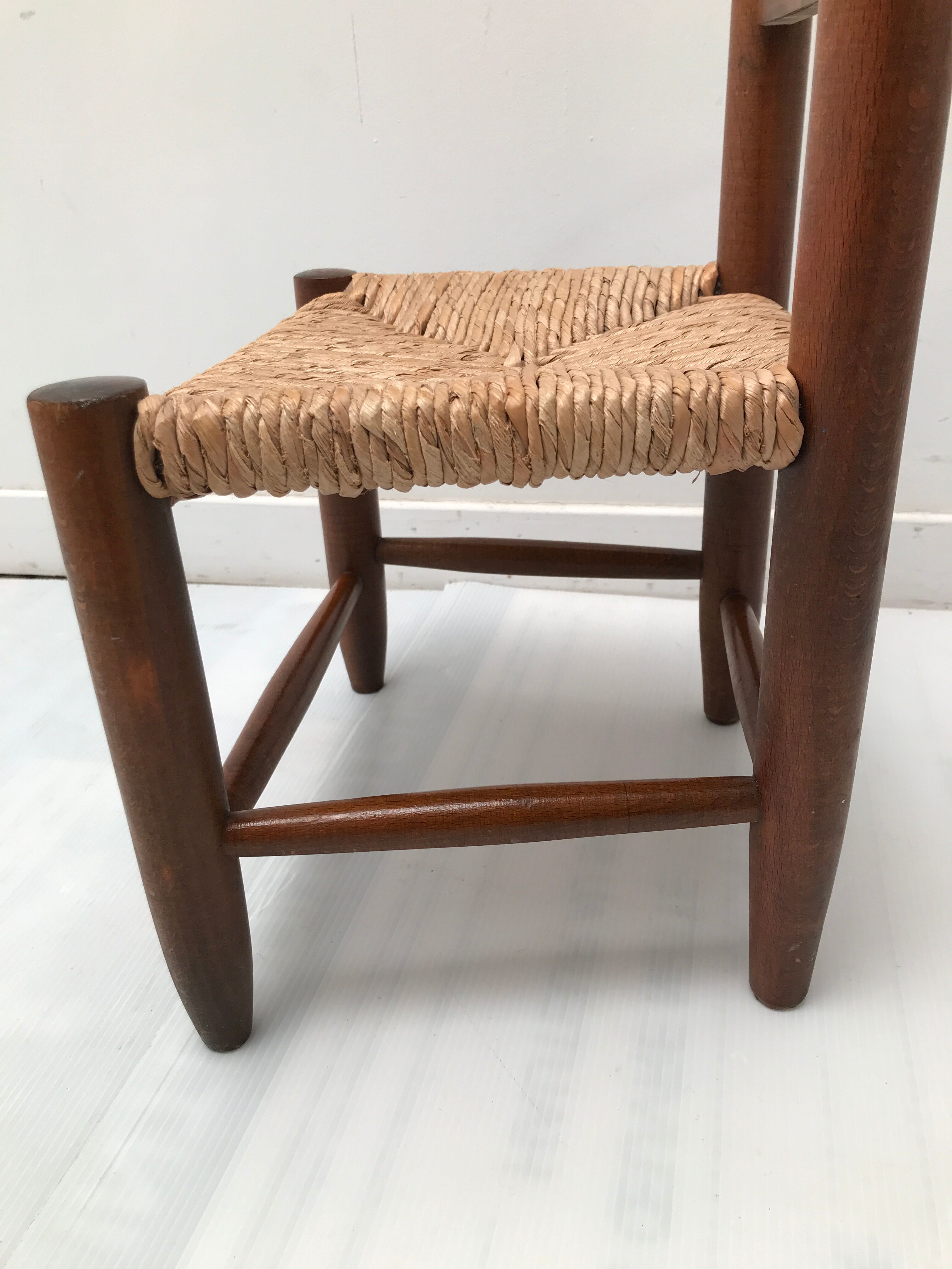 Vintage mulched wooden chair for 70s children