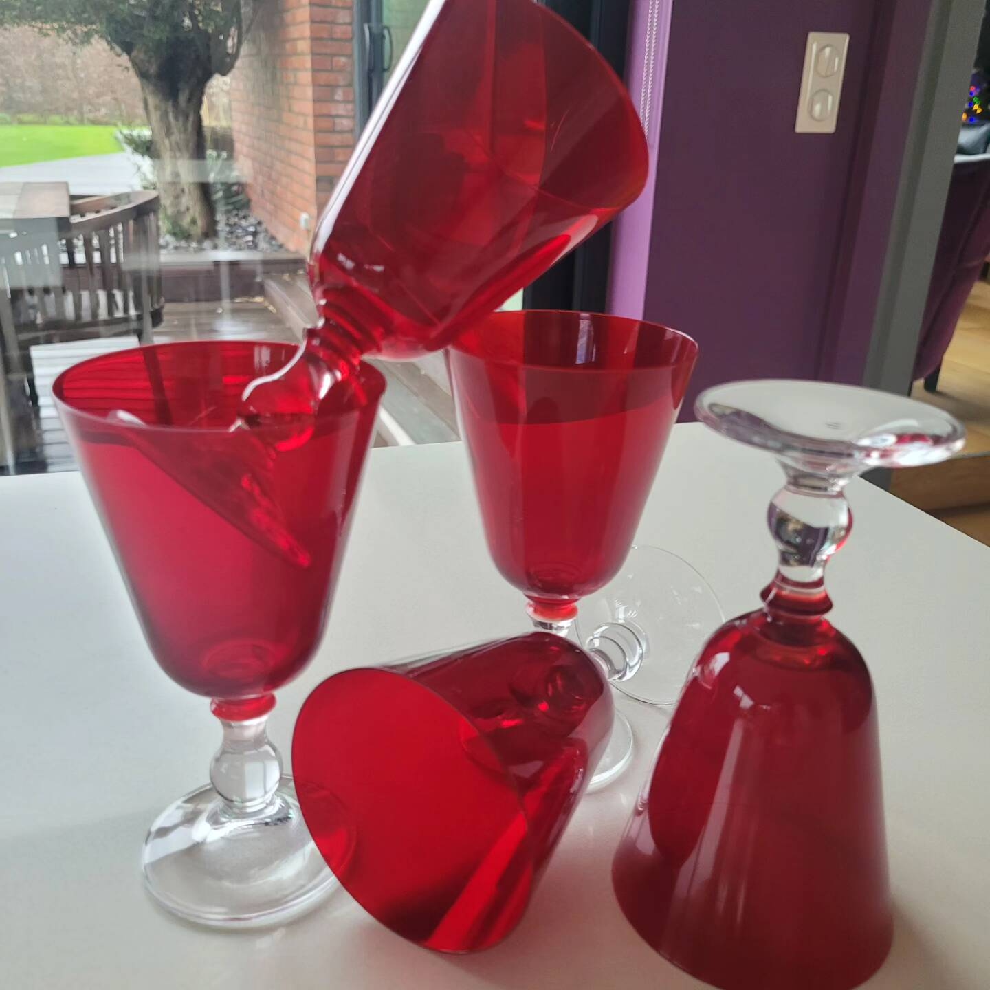 5 verres à pied rouge Selency — free download