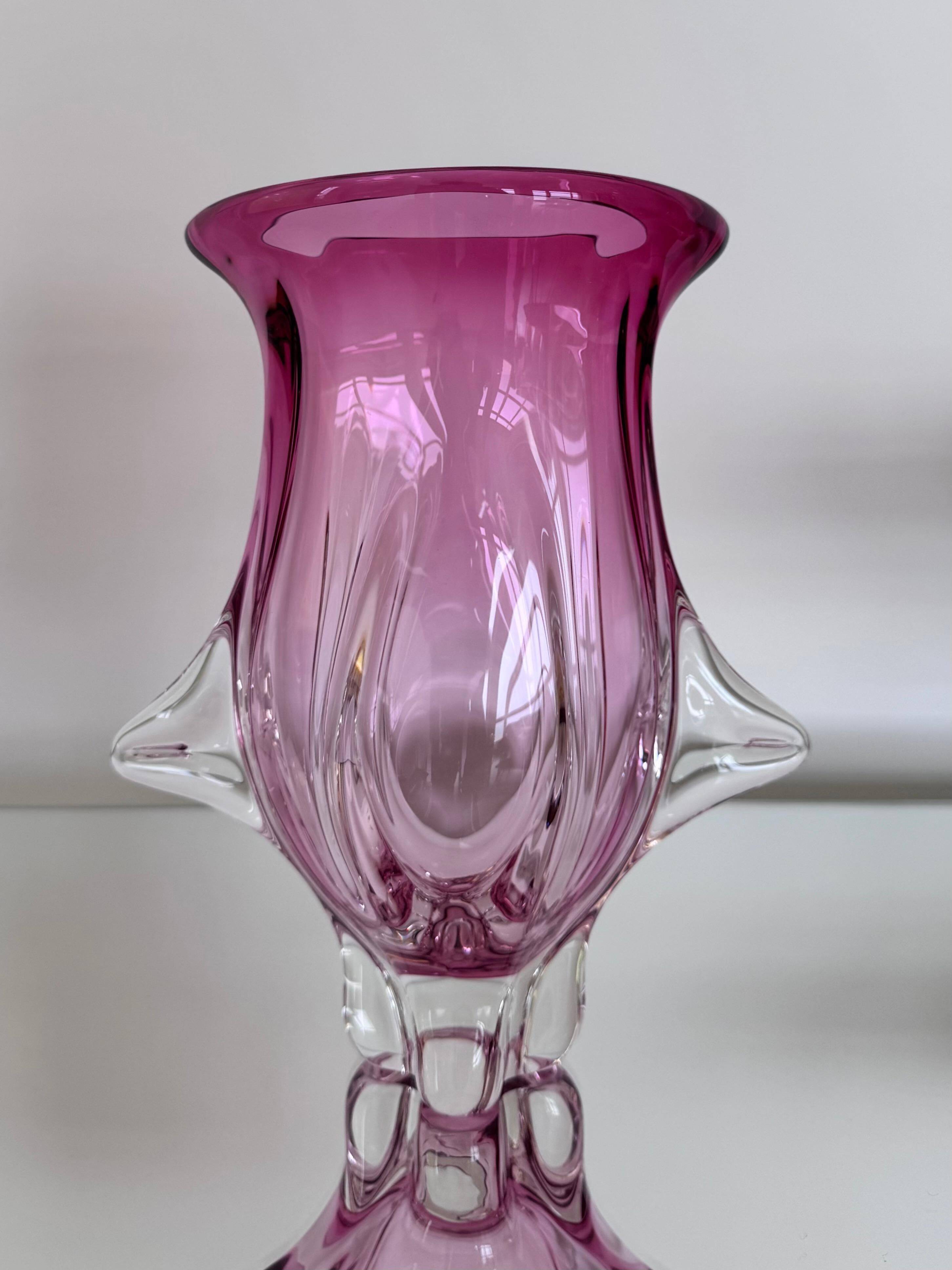 Vase sculptural massif rose, Murano "Sommerso" Artenuove par Pustetto et Zanetti