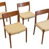 Ensemble de 4 chaises de salle à manger danoises en teck "Borup".