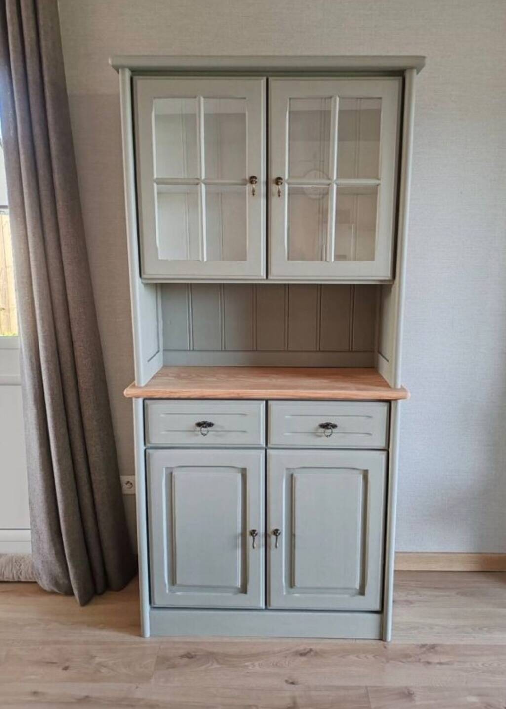 Dresser buffet