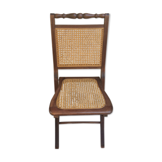 Folding chair canned