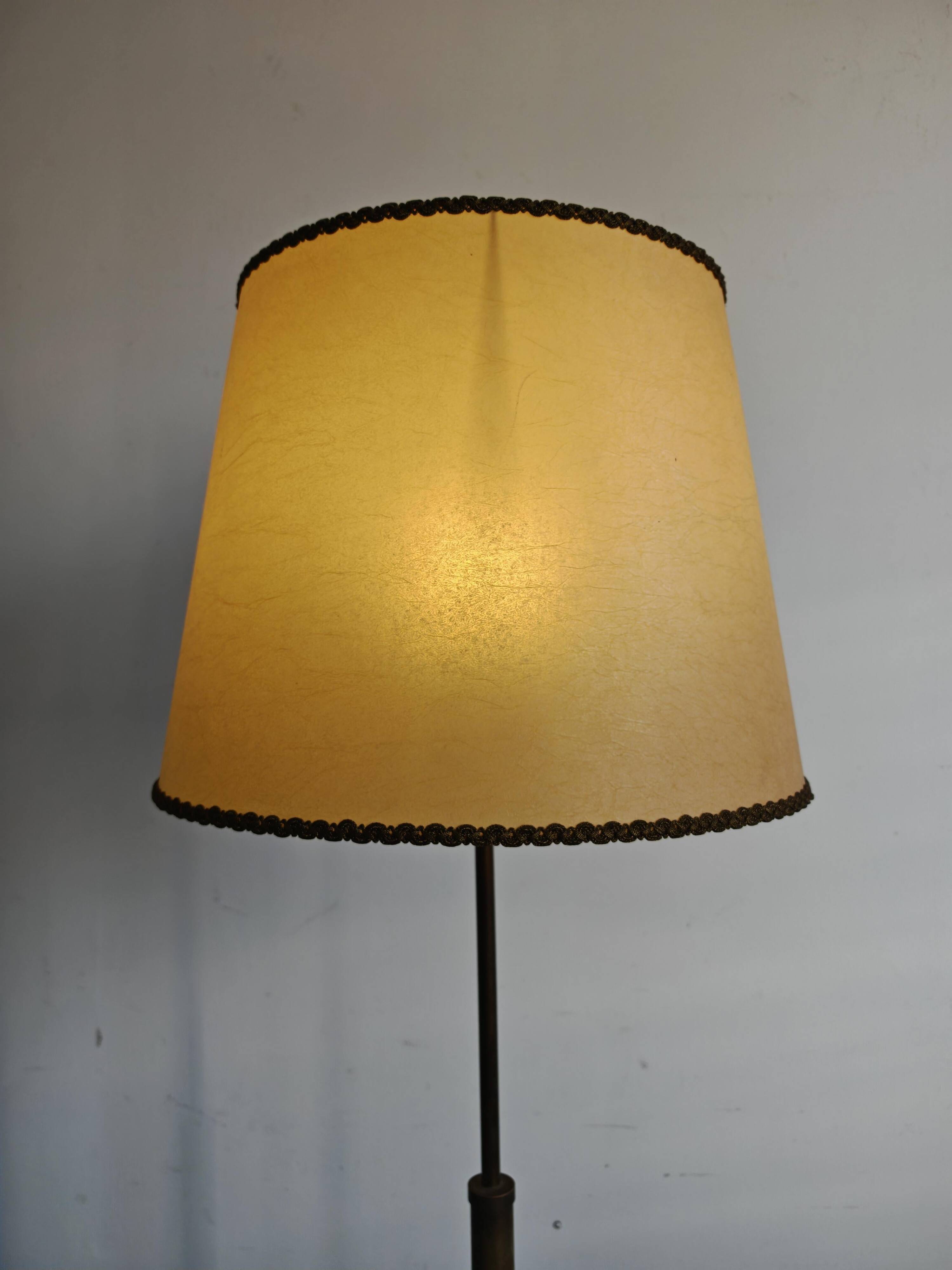 Late Art Deco floor lamp in bronze, 1940s.