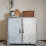 Metal furniture patinated colors