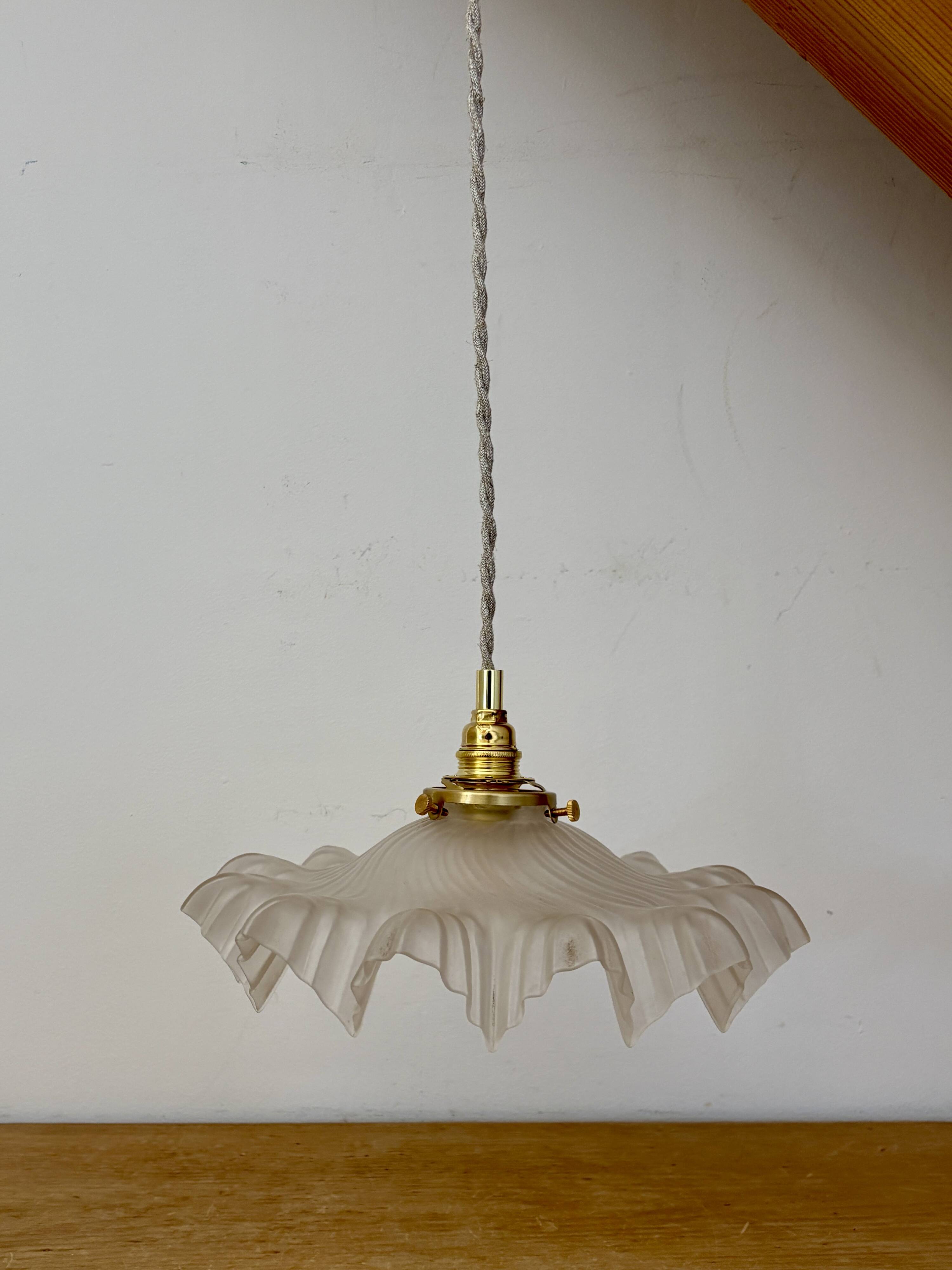 Suspension abat-jour vintage en verre dépoli