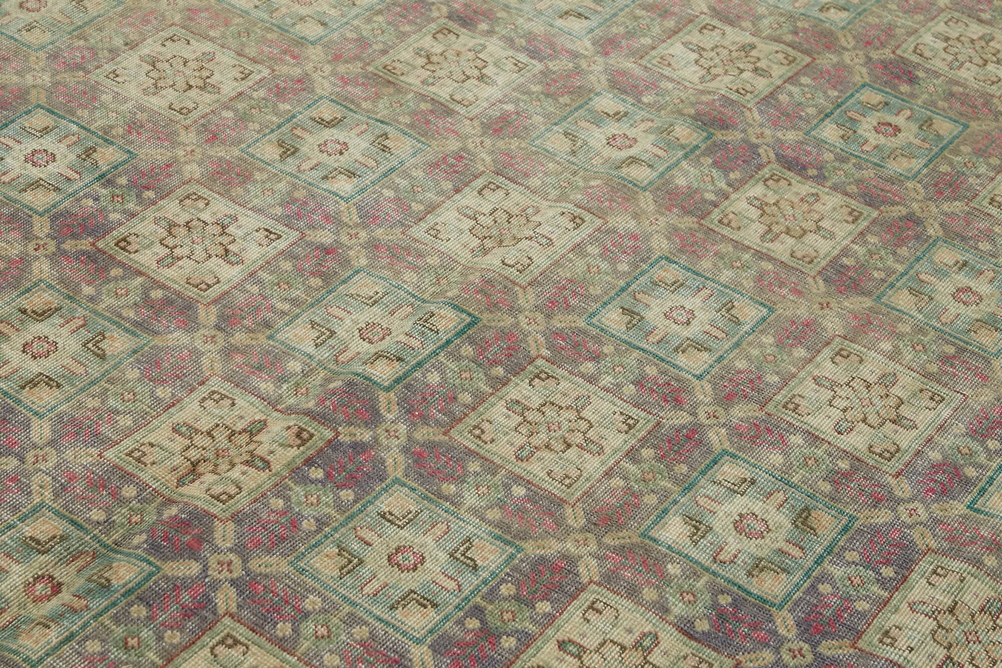 Hand-Knotted Persian Antique 1970s 241 cm x 340 cm Beige Wool Carpet
