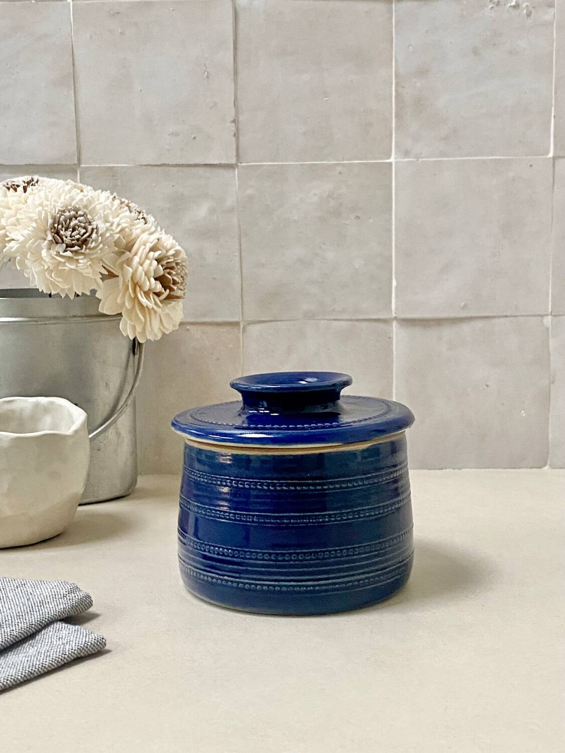 Butter dish
