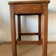 Tabouret en chêne ancien