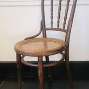 Paire de chaises signées Thonet