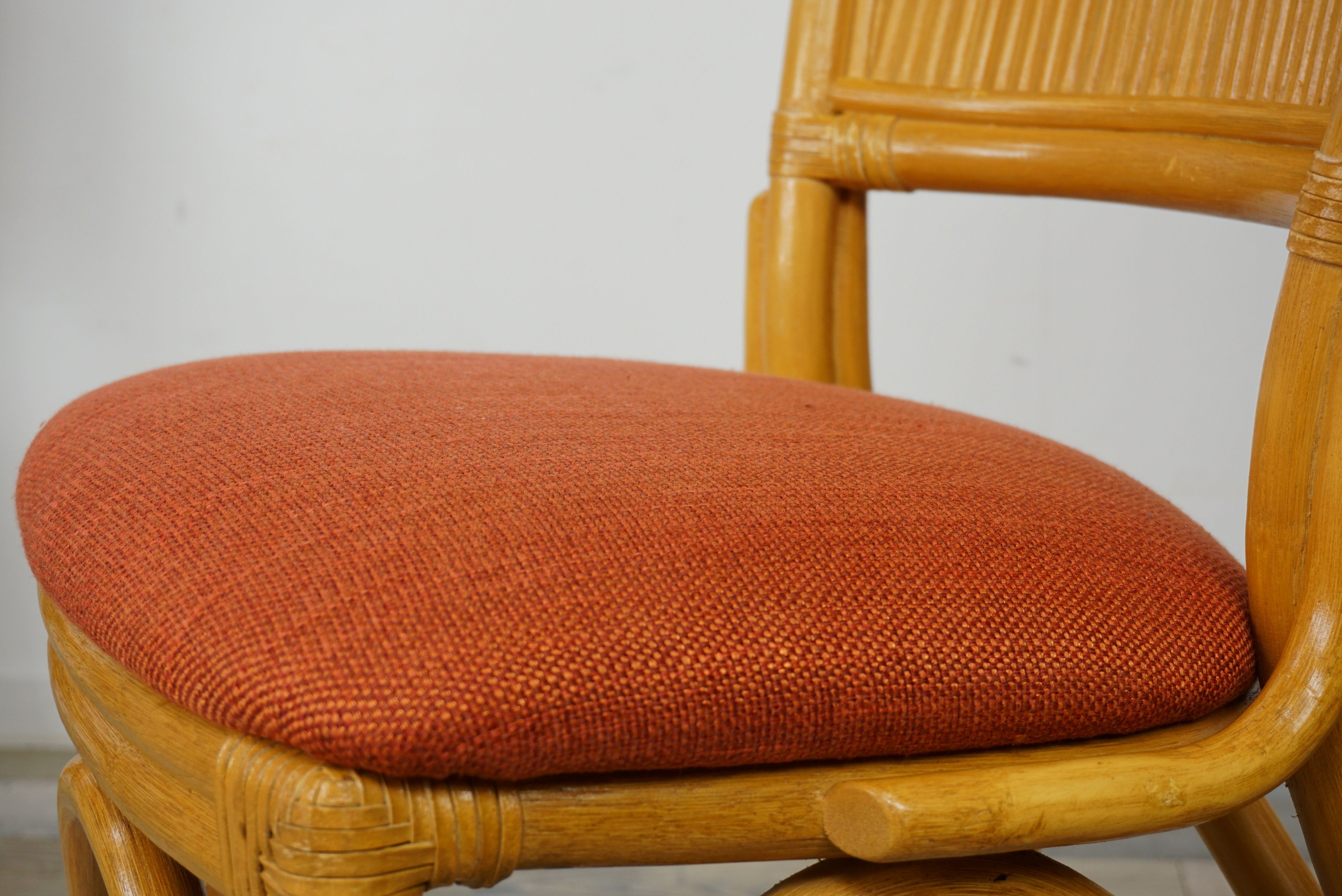 Suite of 4 chairs in Italian rattan design from the 60/70