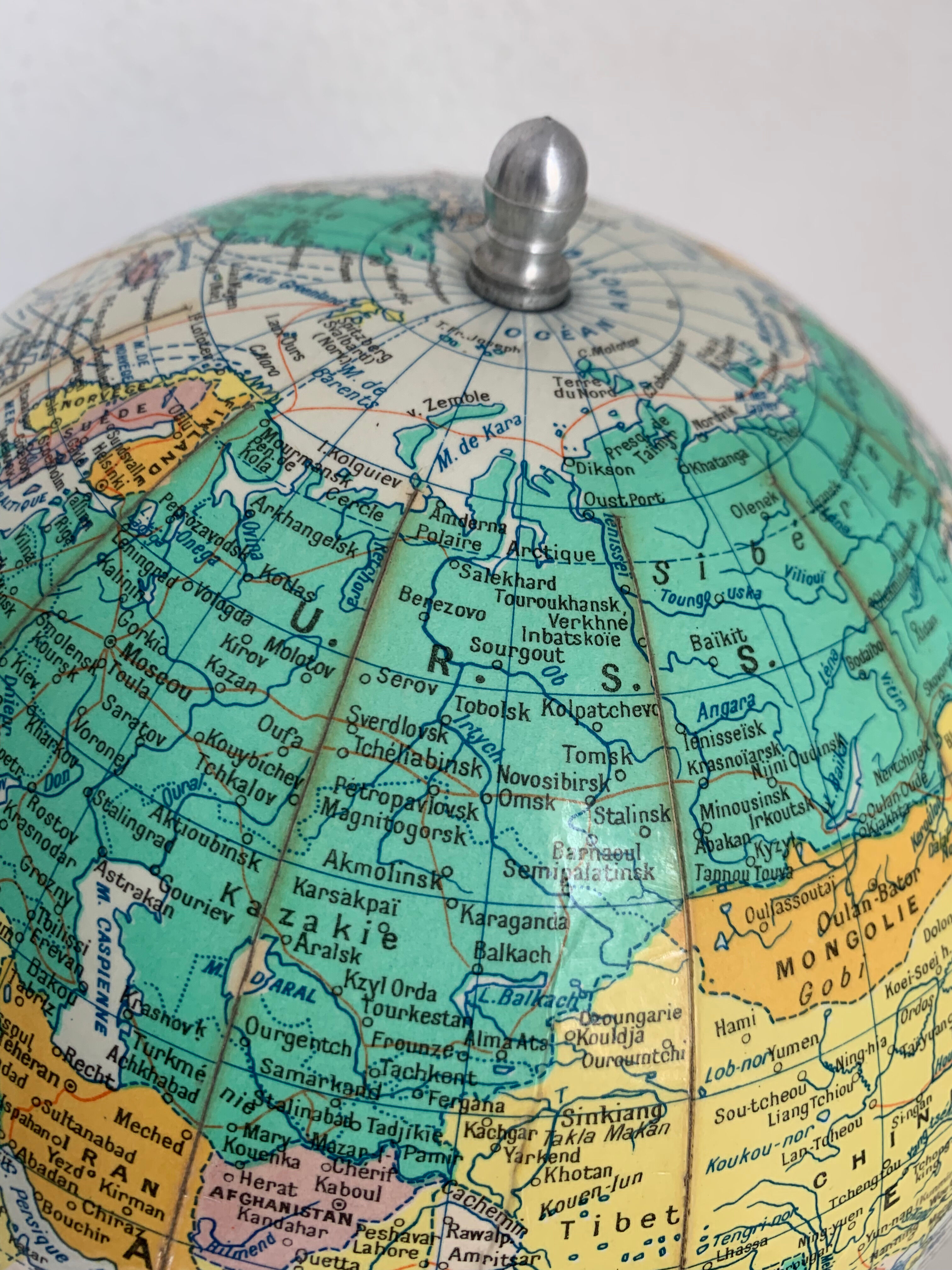 Vintage globe 1950 terrestrial Girard Barrère cream - 30 cm