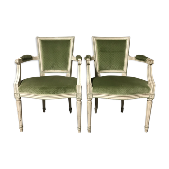 Paire de fauteuils louis XVI vert