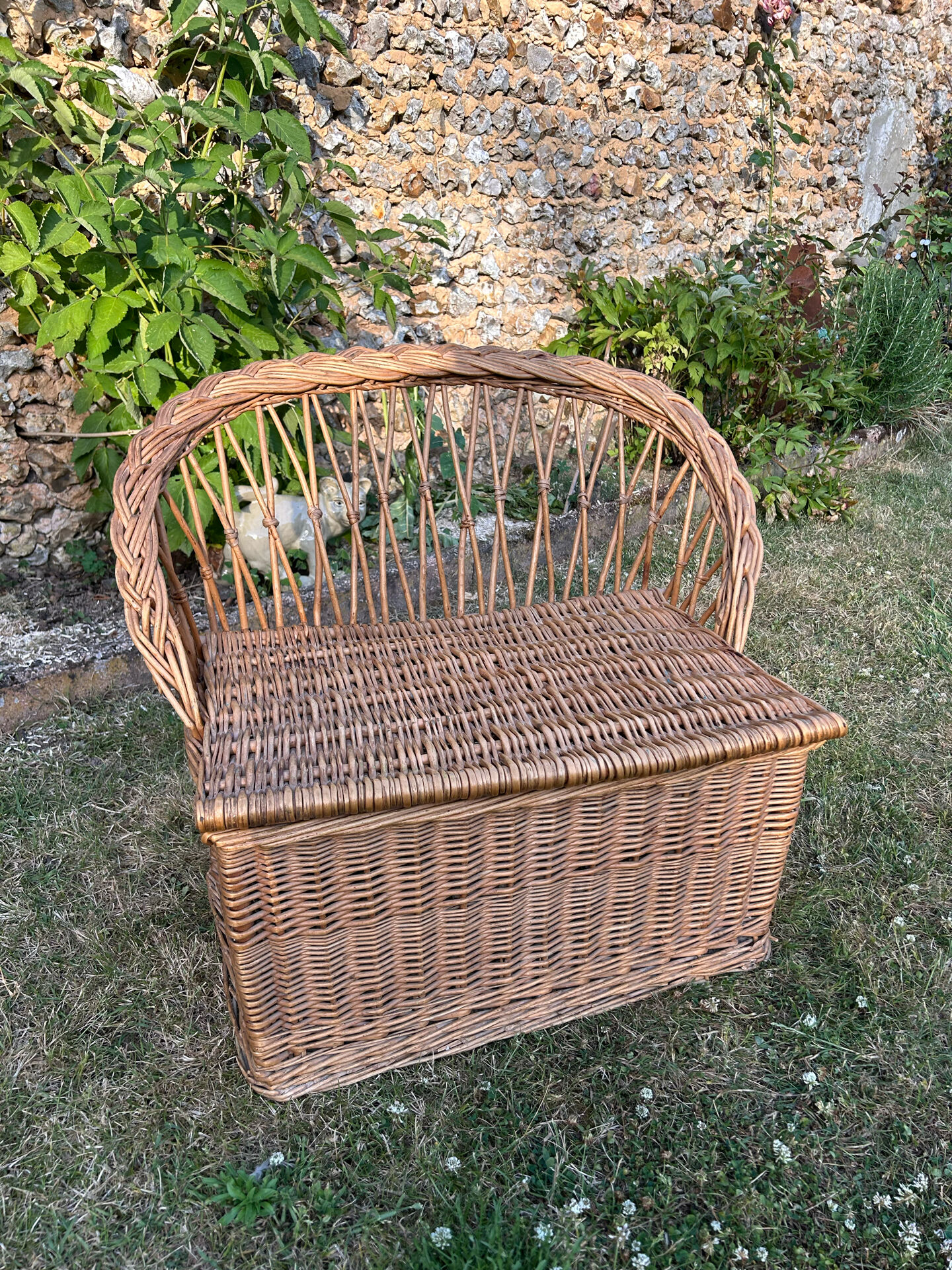 Vintage 1960 wicker storage bench