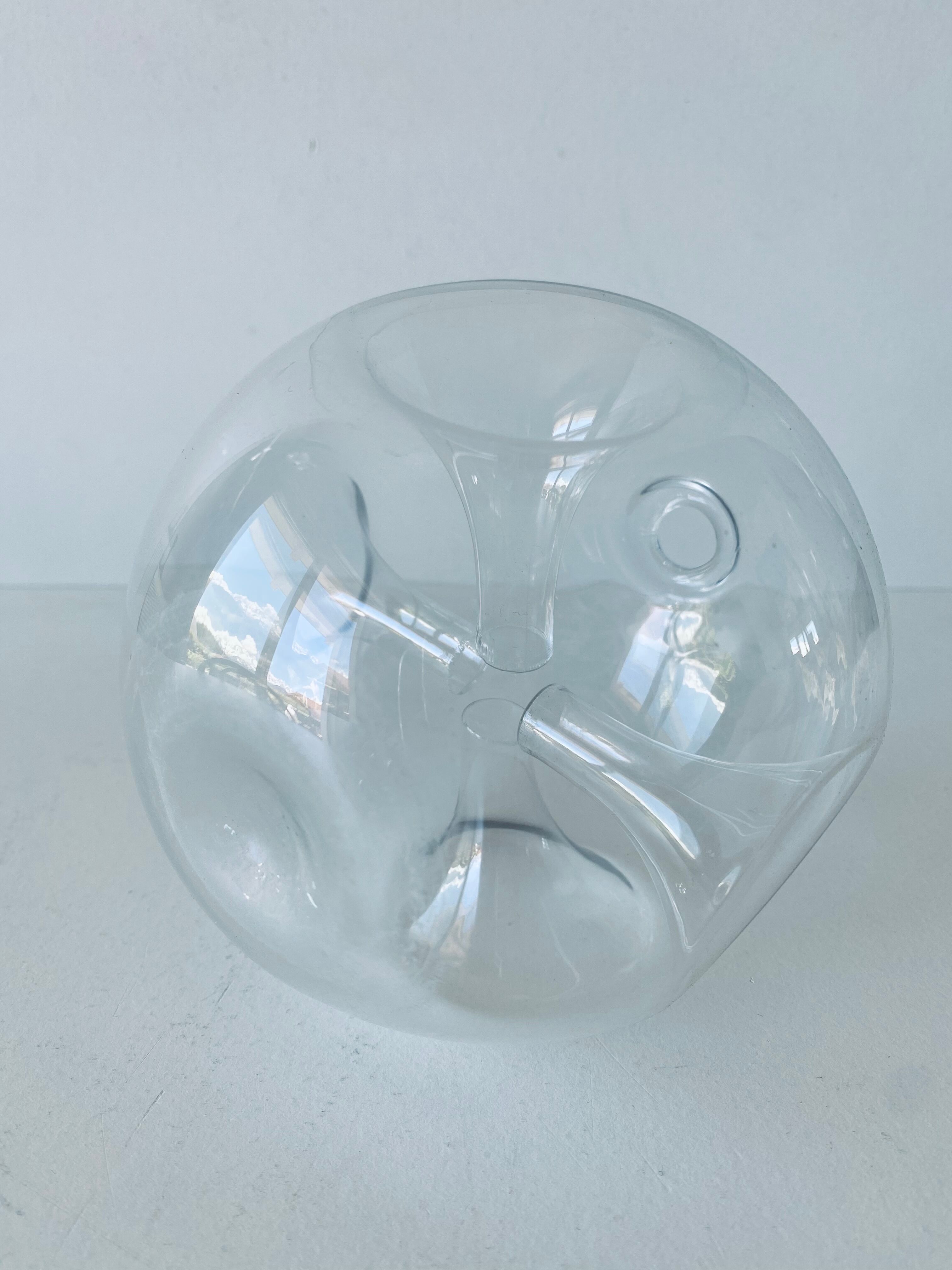 Design round glass vase