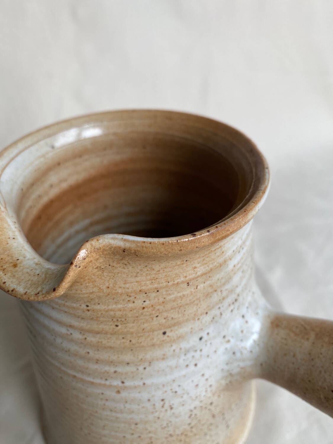 Jug / Sauceboat Stoneware from the Marsh