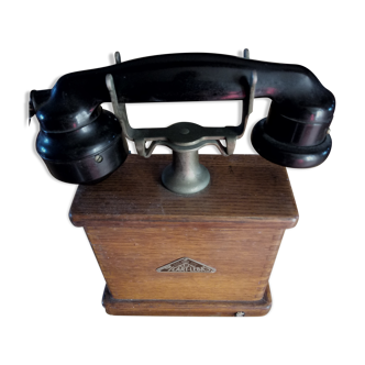 Old phone, 1930