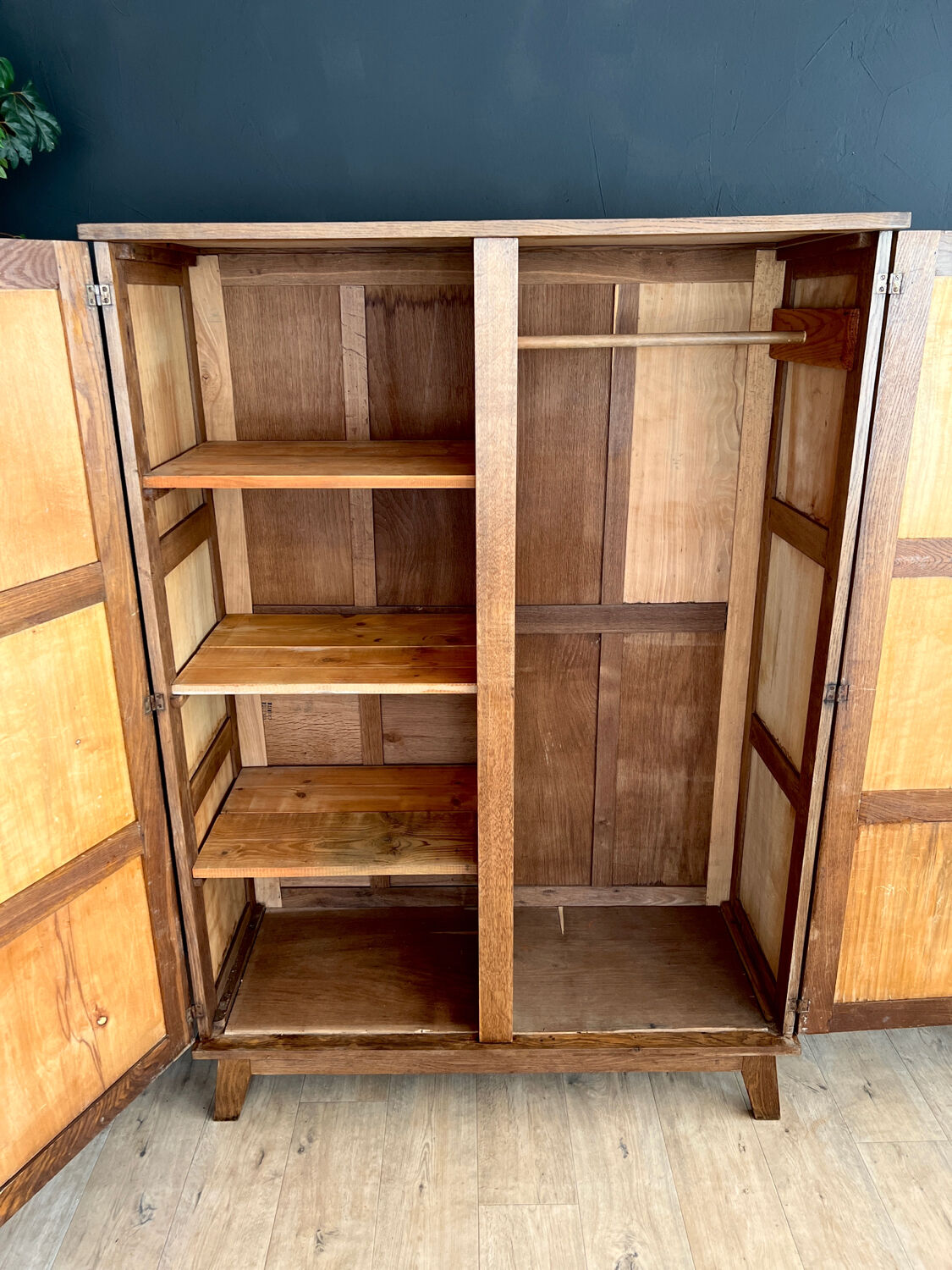 René Gabriel wardrobe